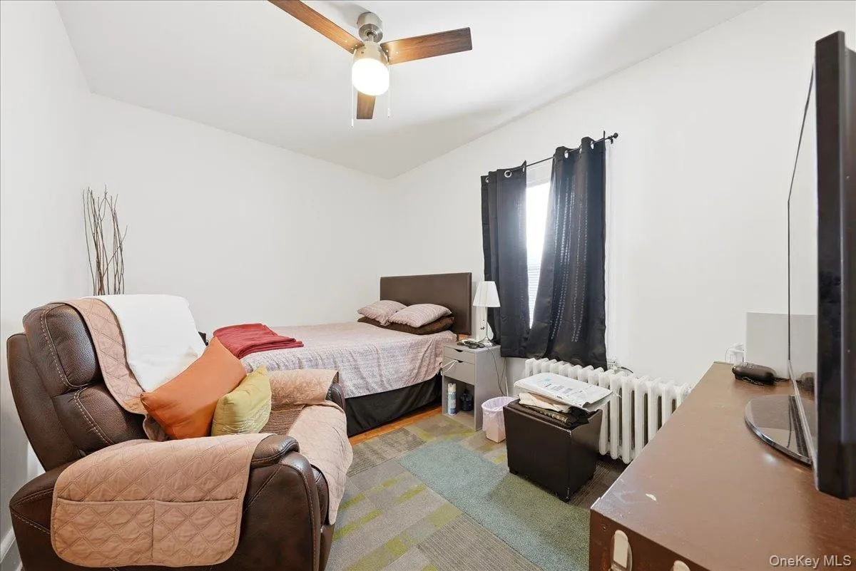 12 Knollwood Avenue, Mount Vernon, NY, 4 Bedrooms Bedrooms, 8 Rooms Rooms,2 BathroomsBathrooms,Residential,For Rent,Knollwood,0,1063917 12 Knollwood Avenue, Mount Vernon, NY, 4 Bedrooms Bedrooms, 8 Rooms Rooms,2 BathroomsBathrooms,Residential,For Rent,Knollwood,0,1063917