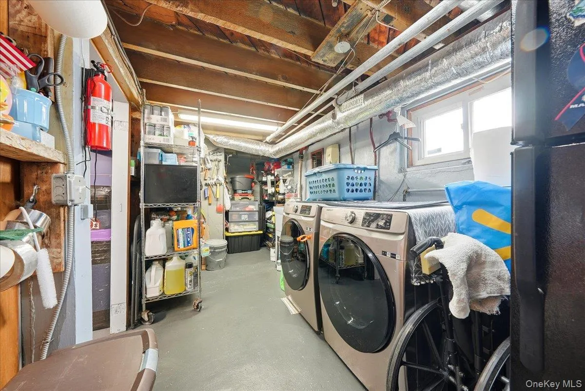 12 Knollwood Avenue, Mount Vernon, NY, 4 Bedrooms Bedrooms, 8 Rooms Rooms,2 BathroomsBathrooms,Residential,For Rent,Knollwood,0,1063917 12 Knollwood Avenue, Mount Vernon, NY, 4 Bedrooms Bedrooms, 8 Rooms Rooms,2 BathroomsBathrooms,Residential,For Rent,Knollwood,0,1063917