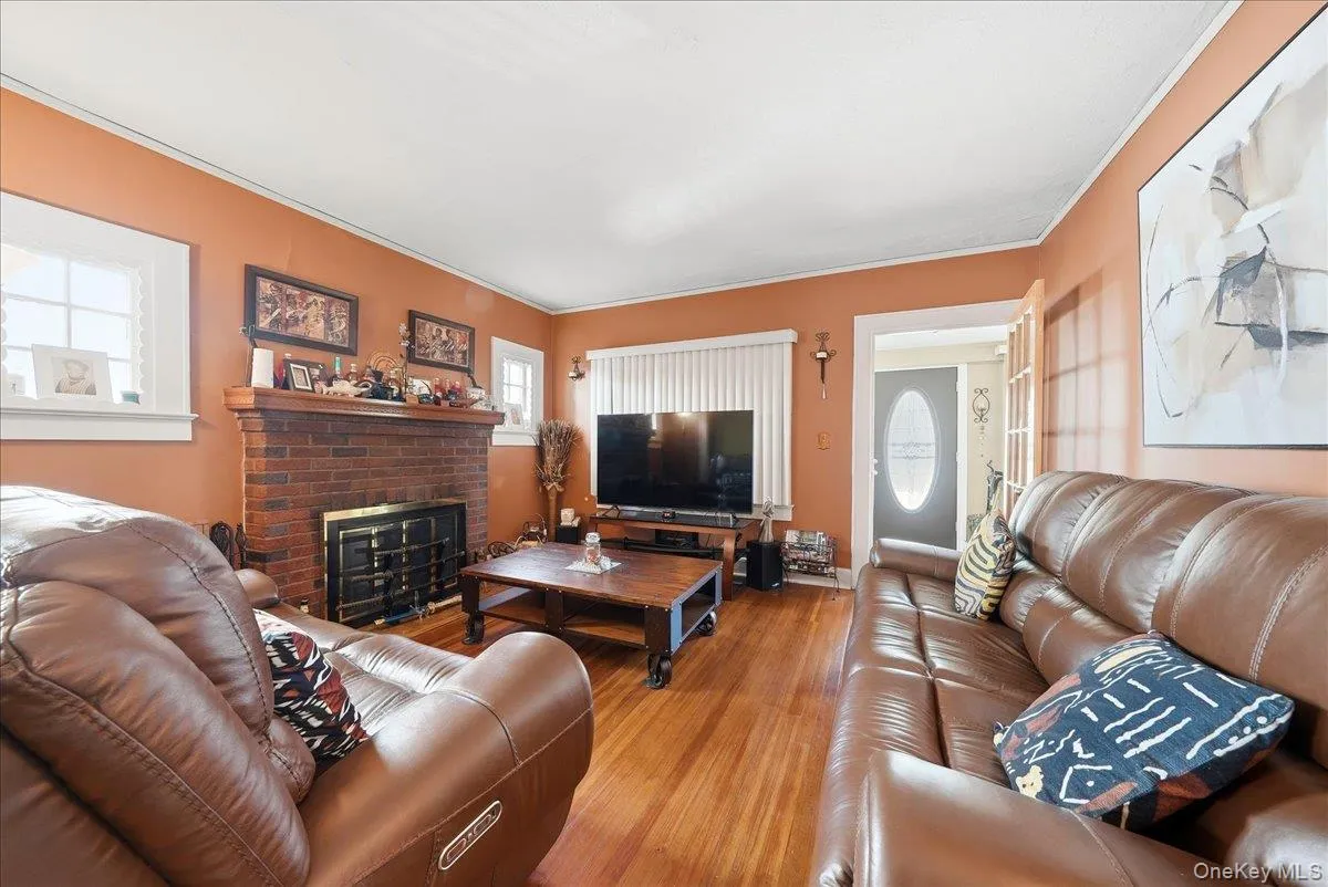 12 Knollwood Avenue, Mount Vernon, NY, 4 Bedrooms Bedrooms, 8 Rooms Rooms,2 BathroomsBathrooms,Residential,For Rent,Knollwood,0,1063917 12 Knollwood Avenue, Mount Vernon, NY, 4 Bedrooms Bedrooms, 8 Rooms Rooms,2 BathroomsBathrooms,Residential,For Rent,Knollwood,0,1063917