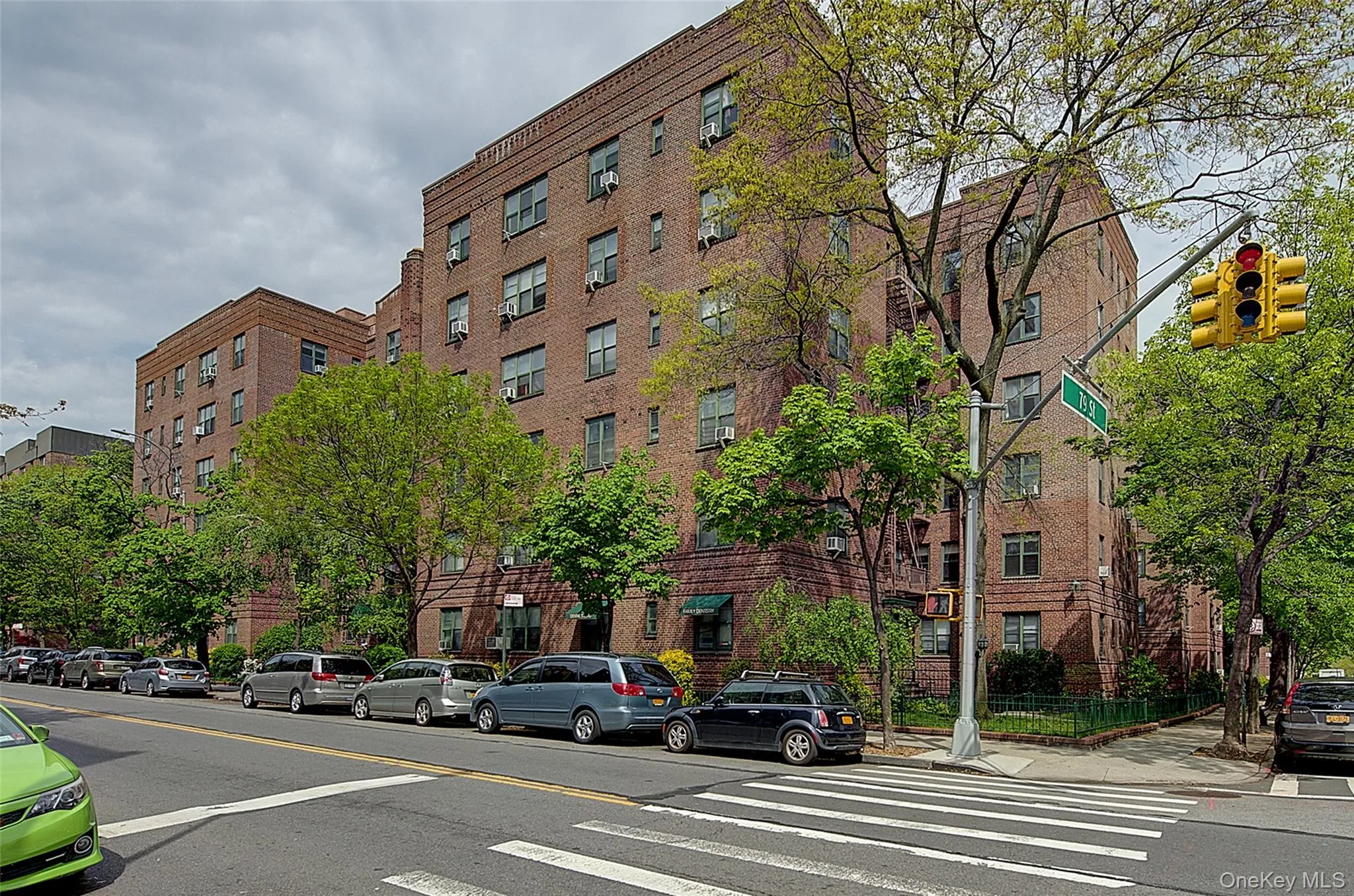 78-11 35 Avenue, New York, NY, 1 Bedroom Bedrooms, 4 Rooms Rooms,1 BathroomBathrooms,Residential,For Rent,35,0,1063925 78-11 35 Avenue, New York, NY, 1 Bedroom Bedrooms, 4 Rooms Rooms,1 BathroomBathrooms,Residential,For Rent,35,0,1063925