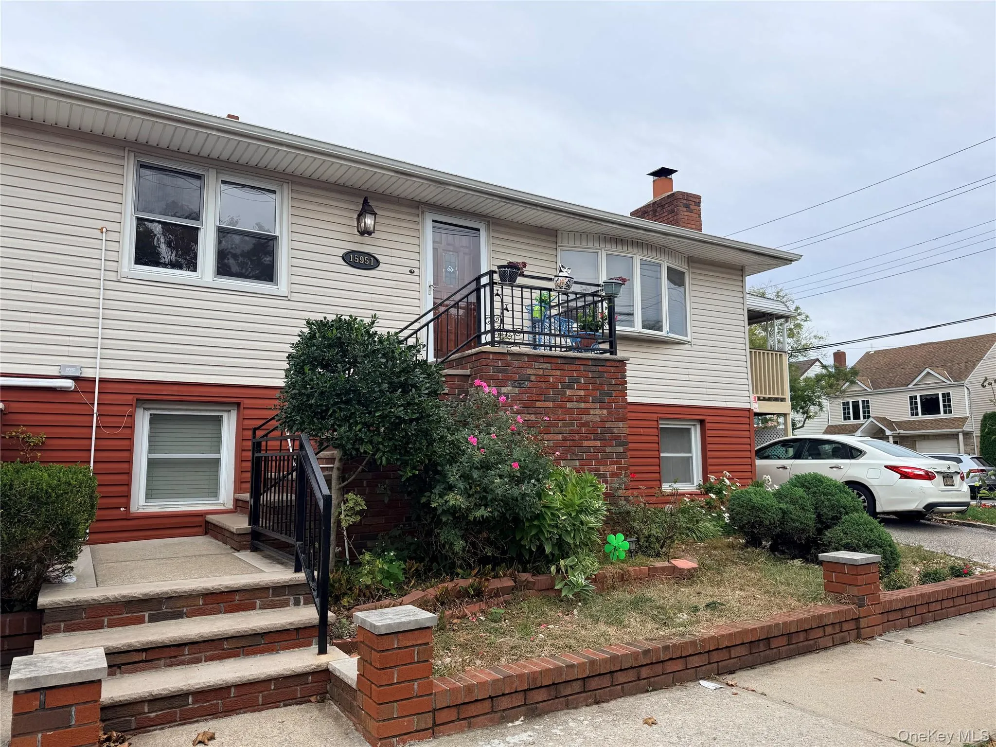 159-51 95th Ave, New York, NY, 2 Bedroom Bedrooms, 5 Room Rooms,1 BathroomBathrooms,Residential Lease,For Rent,Ave,0,1063931 159-51 95th Ave, New York, NY, 2 Bedroom Bedrooms, 5 Room Rooms,1 BathroomBathrooms,Residential Lease,For Rent,Ave,0,1063931