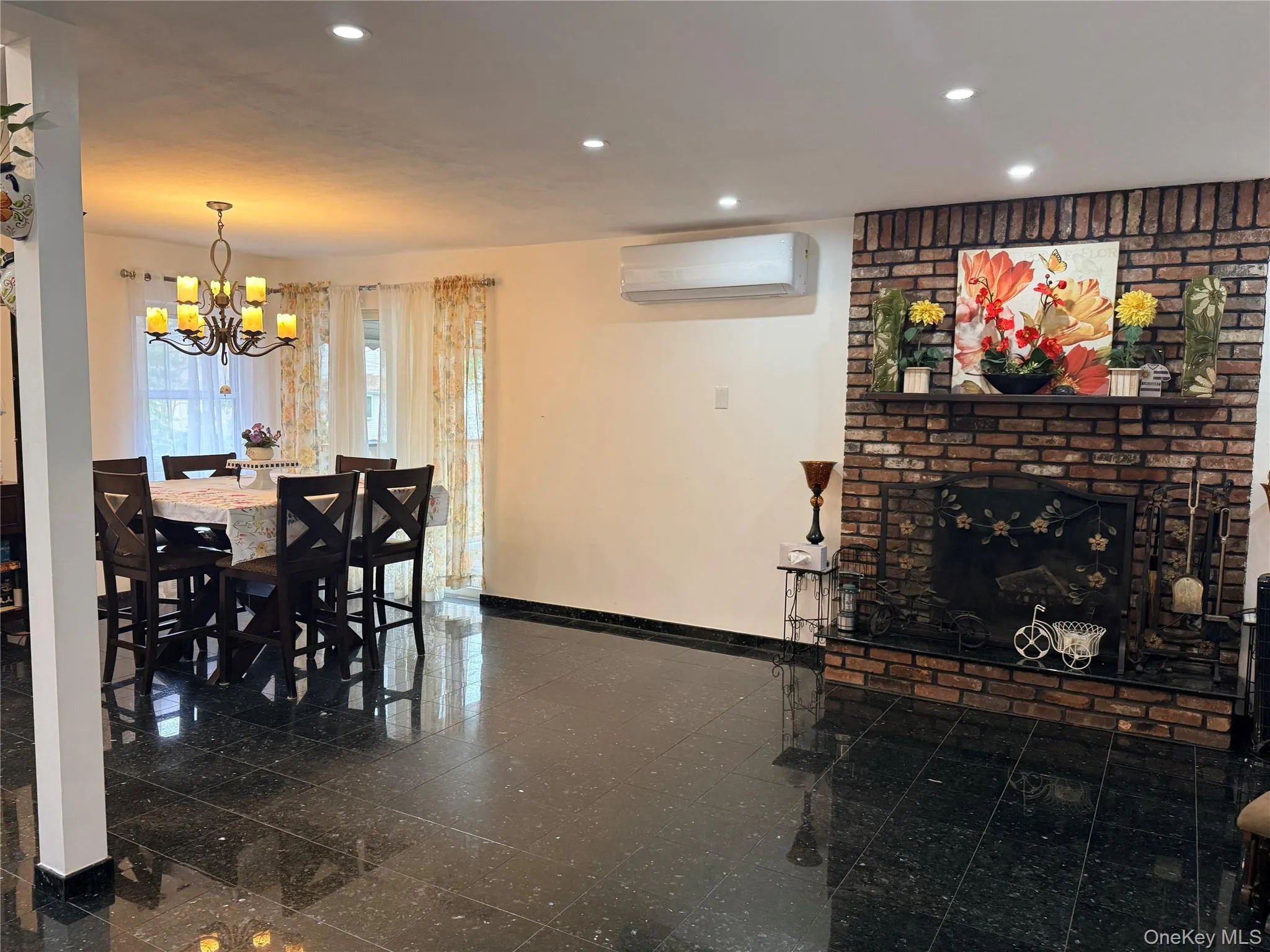 159-51 95th Ave, New York, NY, 2 Bedroom Bedrooms, 5 Room Rooms,1 BathroomBathrooms,Residential Lease,For Rent,Ave,0,1063931 159-51 95th Ave, New York, NY, 2 Bedroom Bedrooms, 5 Room Rooms,1 BathroomBathrooms,Residential Lease,For Rent,Ave,0,1063931