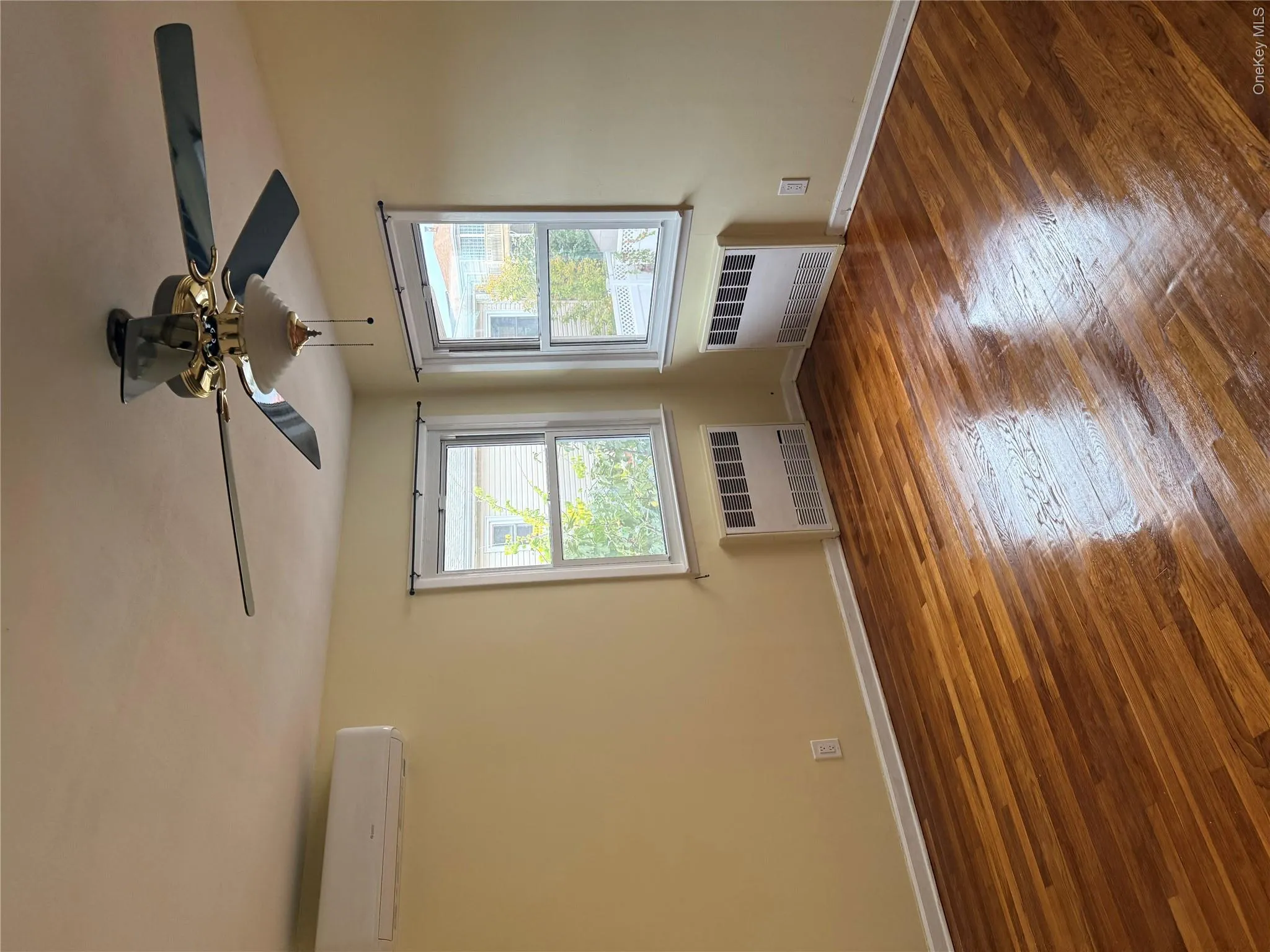 159-51 95th Ave, New York, NY, 2 Bedroom Bedrooms, 5 Room Rooms,1 BathroomBathrooms,Residential Lease,For Rent,Ave,0,1063931 159-51 95th Ave, New York, NY, 2 Bedroom Bedrooms, 5 Room Rooms,1 BathroomBathrooms,Residential Lease,For Rent,Ave,0,1063931
