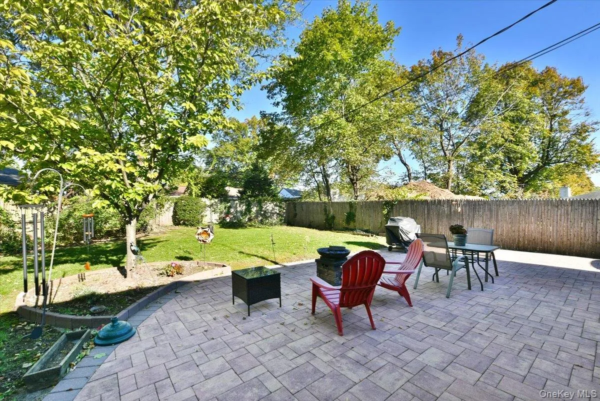 Large Patio. Perfect for summer gatherings Large Patio. Perfect for summer gatherings
