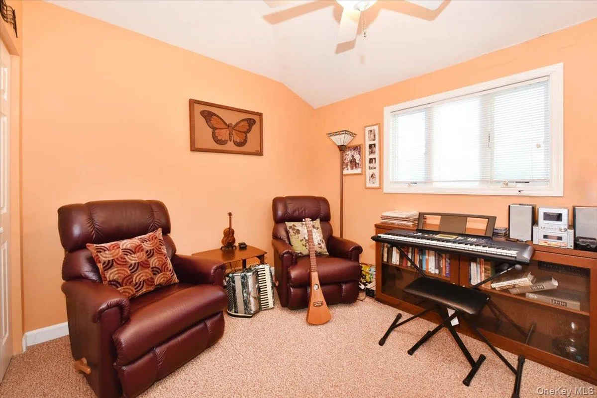 Office / 4th Bedroom Office / 4th Bedroom
