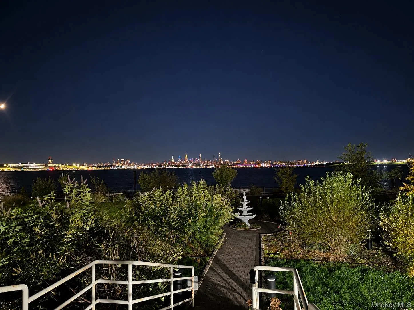 10909 15th Avenue, New York, NY, 2 Bedroom Bedrooms, 5 Room Rooms,1 BathroomBathrooms,Residential Lease,For Rent,15th,0,1063942 10909 15th Avenue, New York, NY, 2 Bedroom Bedrooms, 5 Room Rooms,1 BathroomBathrooms,Residential Lease,For Rent,15th,0,1063942