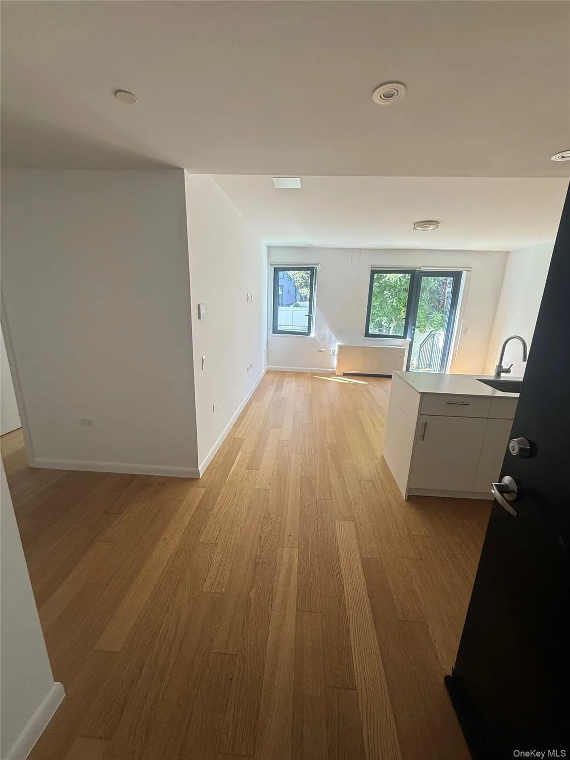402 118th Street, New York, NY, 2 Bedrooms Bedrooms, 4 Rooms Rooms,1 BathroomBathrooms,Residential Lease,For Rent,118th,0,1063948 402 118th Street, New York, NY, 2 Bedrooms Bedrooms, 4 Rooms Rooms,1 BathroomBathrooms,Residential Lease,For Rent,118th,0,1063948