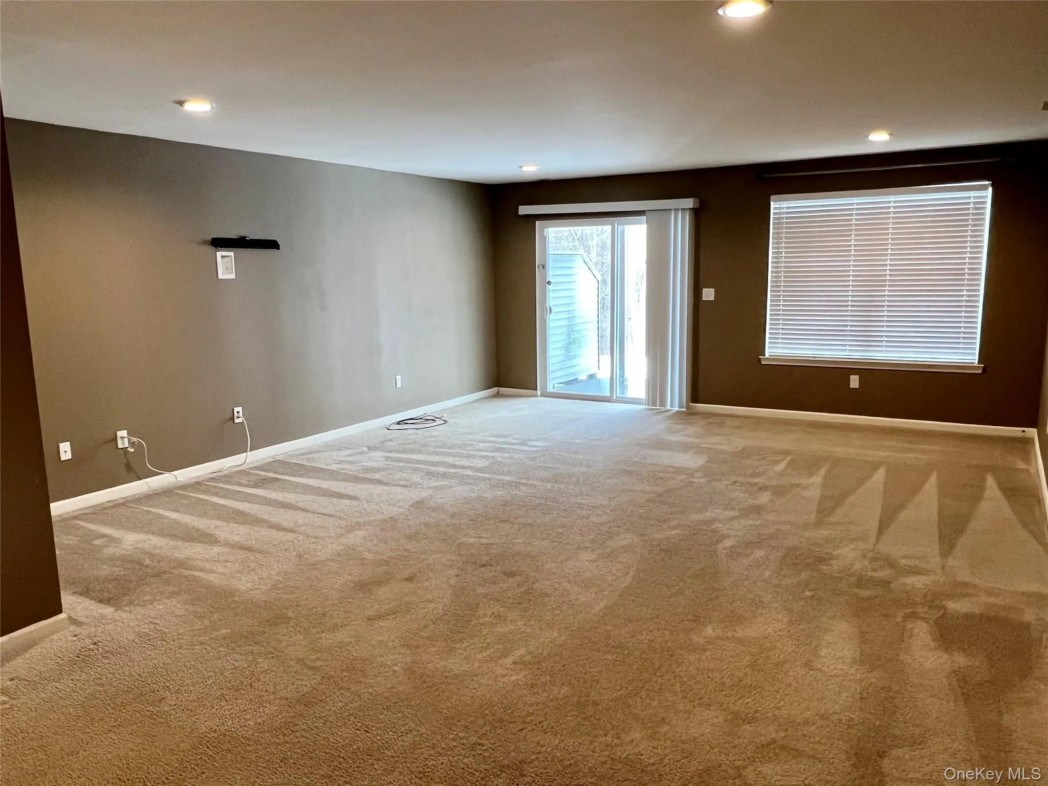 95 Meadow View Drive, Wallkill, NY, 3 Bedrooms Bedrooms, 8 Rooms Rooms,3 BathroomsBathrooms,Residential,For Rent,Meadow View,0,1063951 95 Meadow View Drive, Wallkill, NY, 3 Bedrooms Bedrooms, 8 Rooms Rooms,3 BathroomsBathrooms,Residential,For Rent,Meadow View,0,1063951