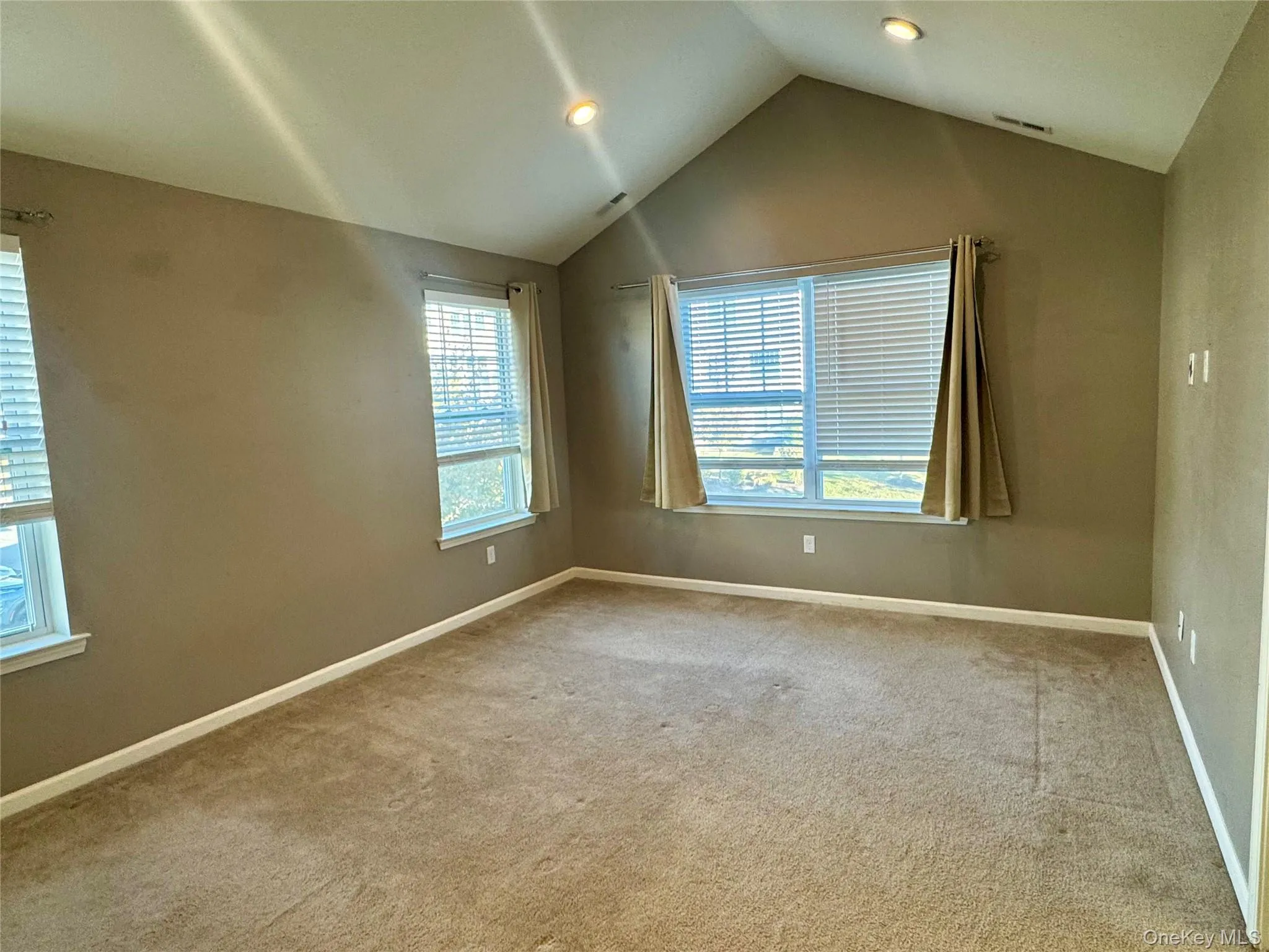 95 Meadow View Drive, Wallkill, NY, 3 Bedrooms Bedrooms, 8 Rooms Rooms,3 BathroomsBathrooms,Residential,For Rent,Meadow View,0,1063951 95 Meadow View Drive, Wallkill, NY, 3 Bedrooms Bedrooms, 8 Rooms Rooms,3 BathroomsBathrooms,Residential,For Rent,Meadow View,0,1063951
