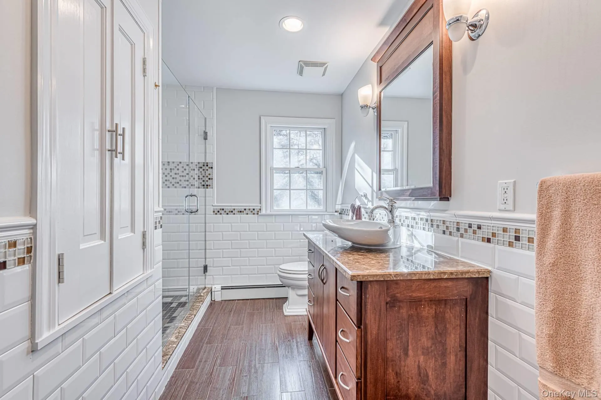 55 Edge Of Woods Road, Southampton, New York 11968