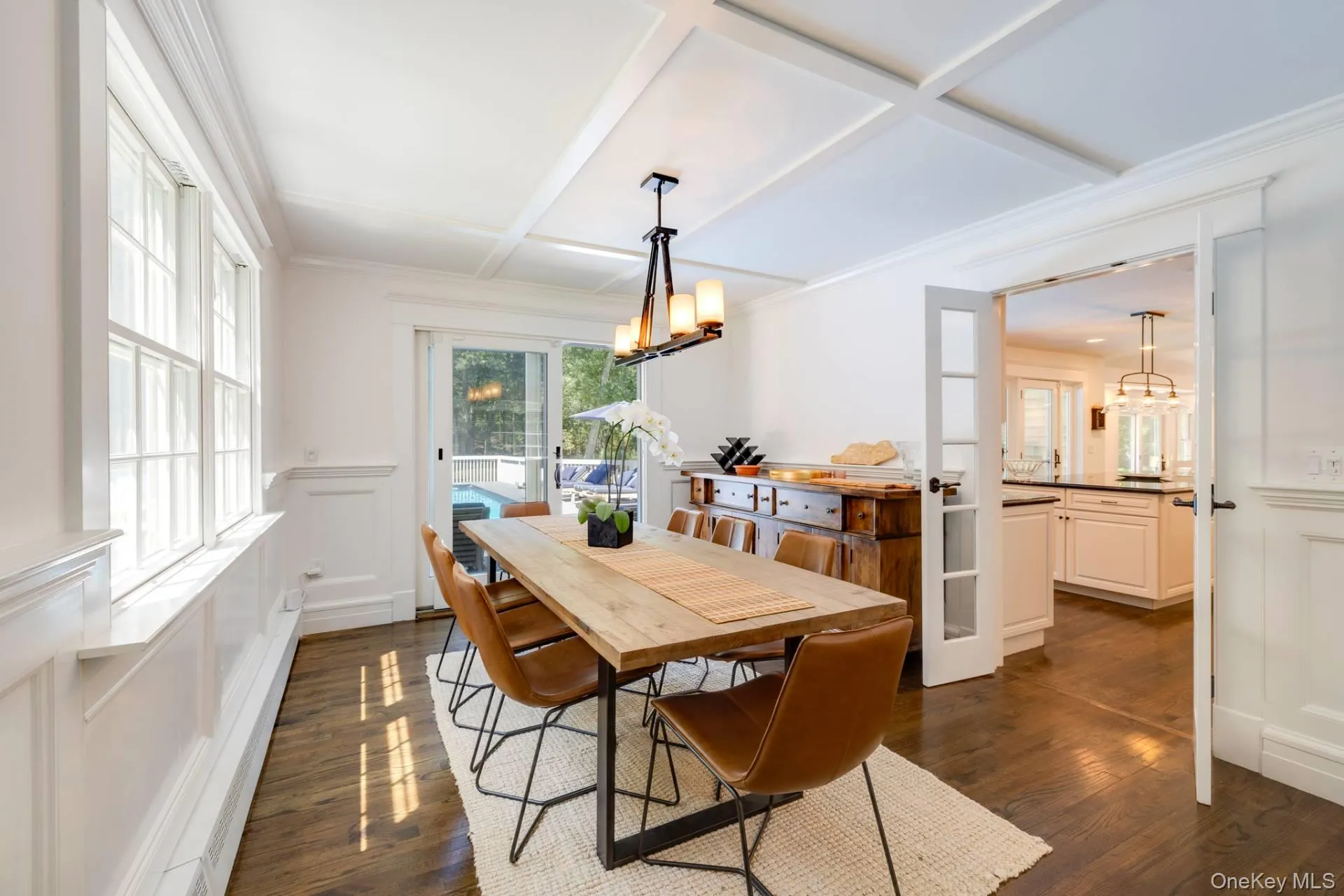 55 Edge Of Woods Road, Southampton, New York 11968