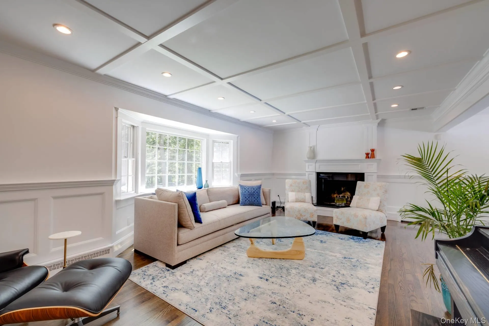 55 Edge Of Woods Road, Southampton, New York 11968