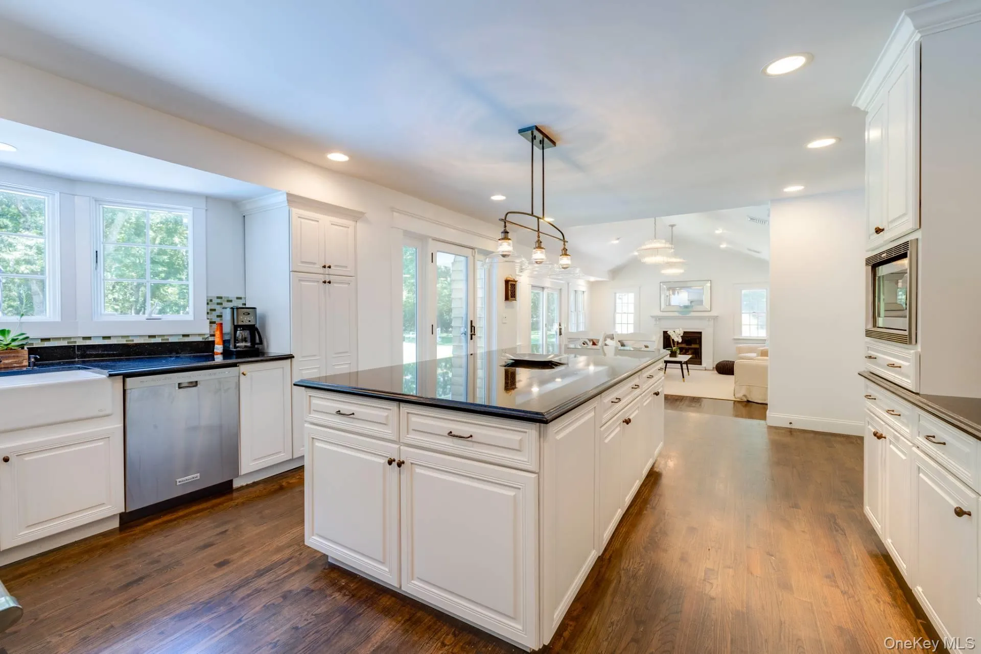 55 Edge Of Woods Road, Southampton, New York 11968