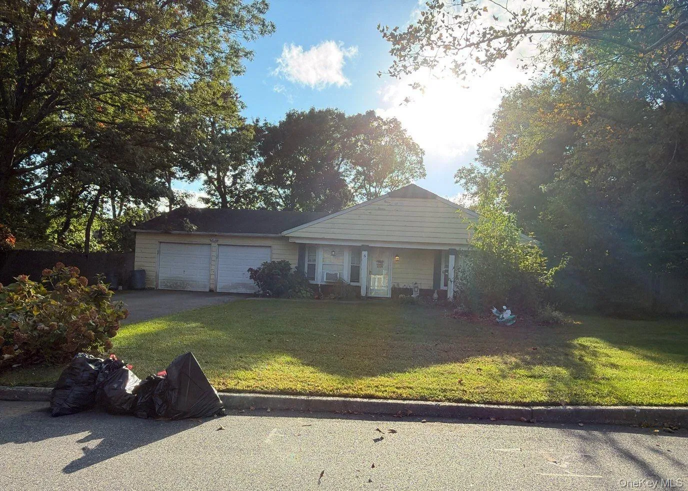 6 Mount Snow Lane, Brookhaven, NY, 4 Bedrooms Bedrooms, 6 Rooms Rooms,1 BathroomBathrooms,Residential,For Rent,Mount Snow,0,1063981 6 Mount Snow Lane, Brookhaven, NY, 4 Bedrooms Bedrooms, 6 Rooms Rooms,1 BathroomBathrooms,Residential,For Rent,Mount Snow,0,1063981