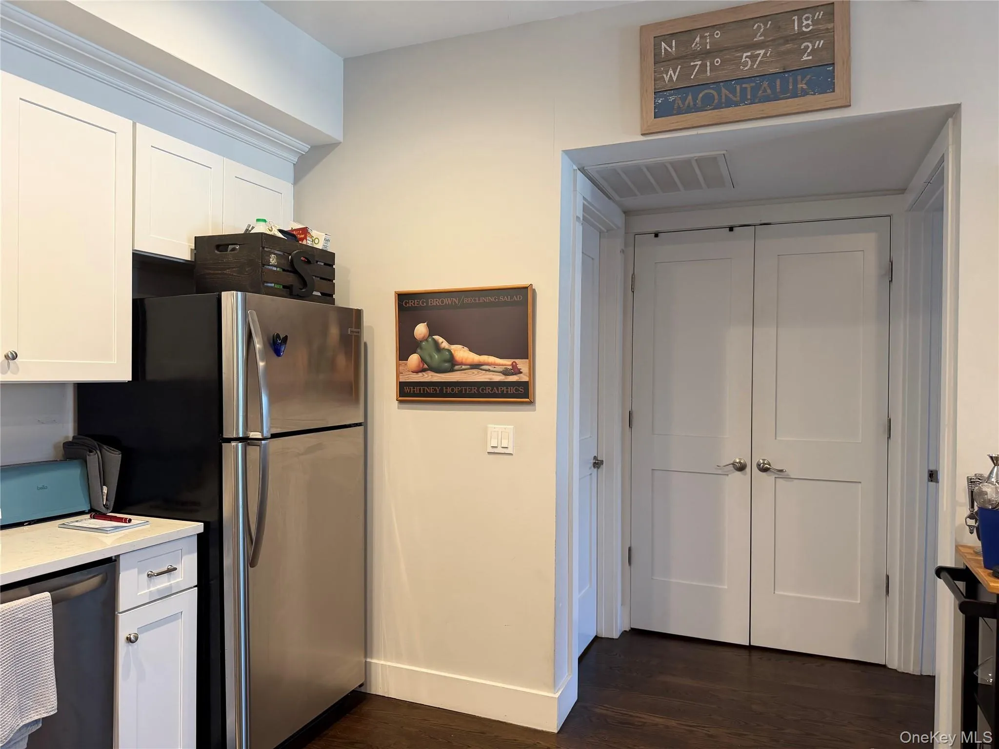 Hall with Laundry Room, Hardwood Floors throughout. Hall with Laundry Room, Hardwood Floors throughout.