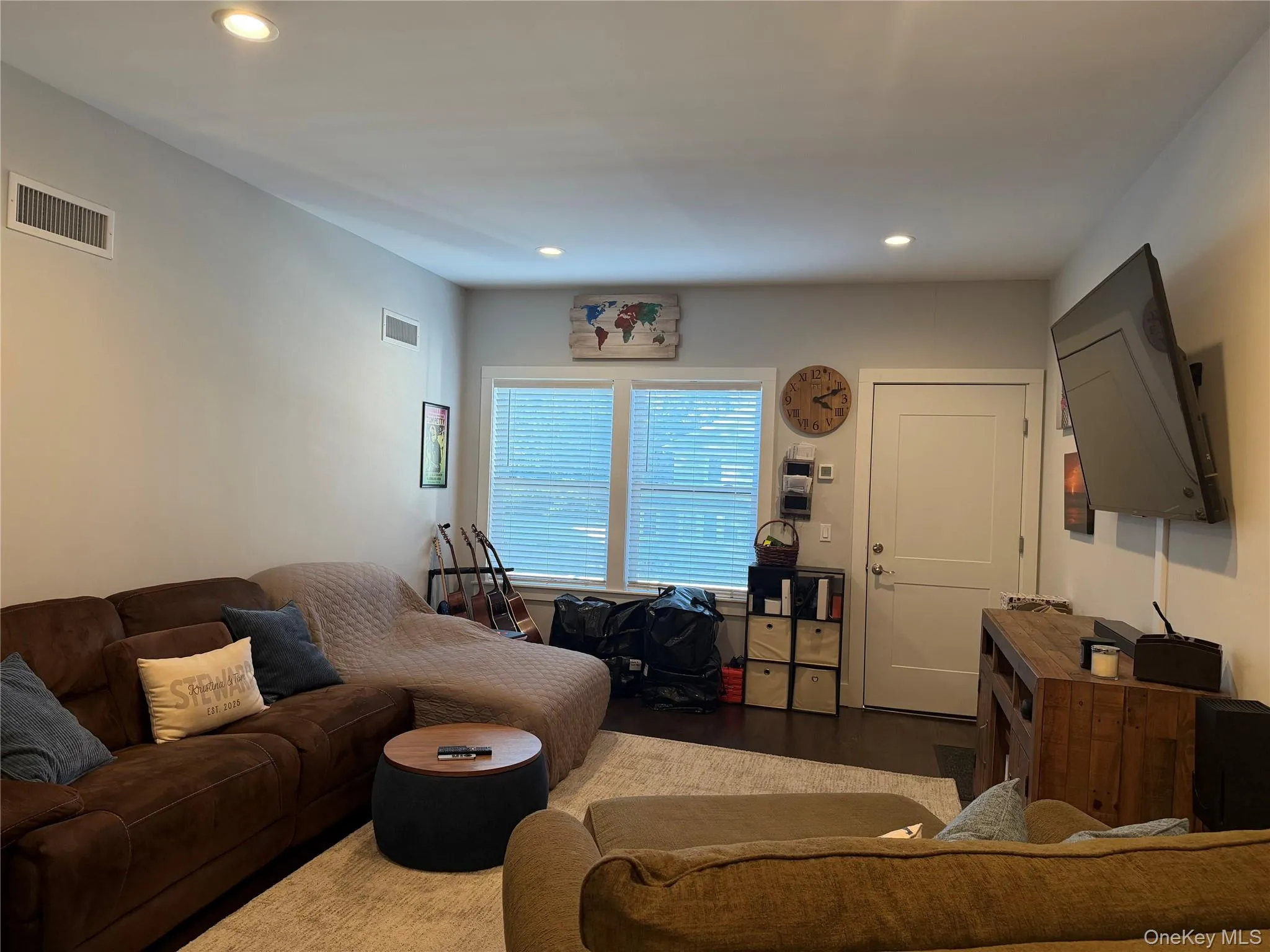 Living Room. Living Room.