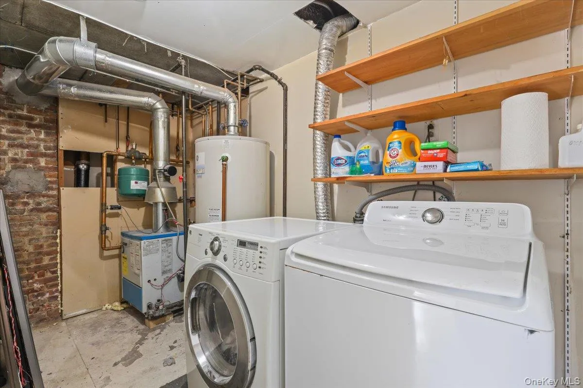 75 Dartmouth Avenue, Yonkers, NY, 2 Bedrooms Bedrooms, 5 Rooms Rooms,1 BathroomBathrooms,Residential,For Rent,Dartmouth,0,1063996 75 Dartmouth Avenue, Yonkers, NY, 2 Bedrooms Bedrooms, 5 Rooms Rooms,1 BathroomBathrooms,Residential,For Rent,Dartmouth,0,1063996