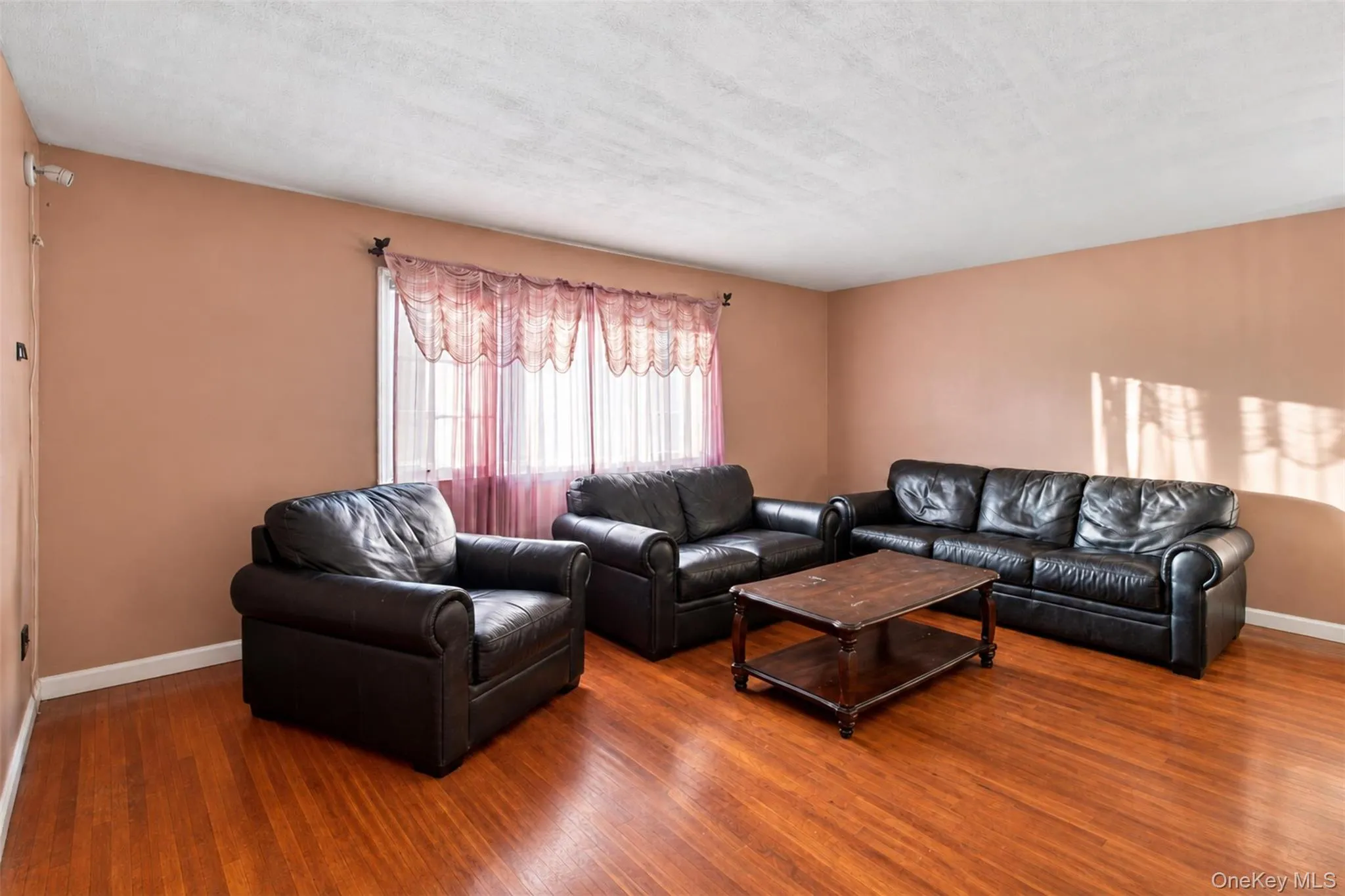 26 Temple Lane, Ramapo, NY, 3 Bedrooms Bedrooms, 8 Rooms Rooms,1 BathroomBathrooms,Residential,For Rent,Temple,0,1064004 26 Temple Lane, Ramapo, NY, 3 Bedrooms Bedrooms, 8 Rooms Rooms,1 BathroomBathrooms,Residential,For Rent,Temple,0,1064004