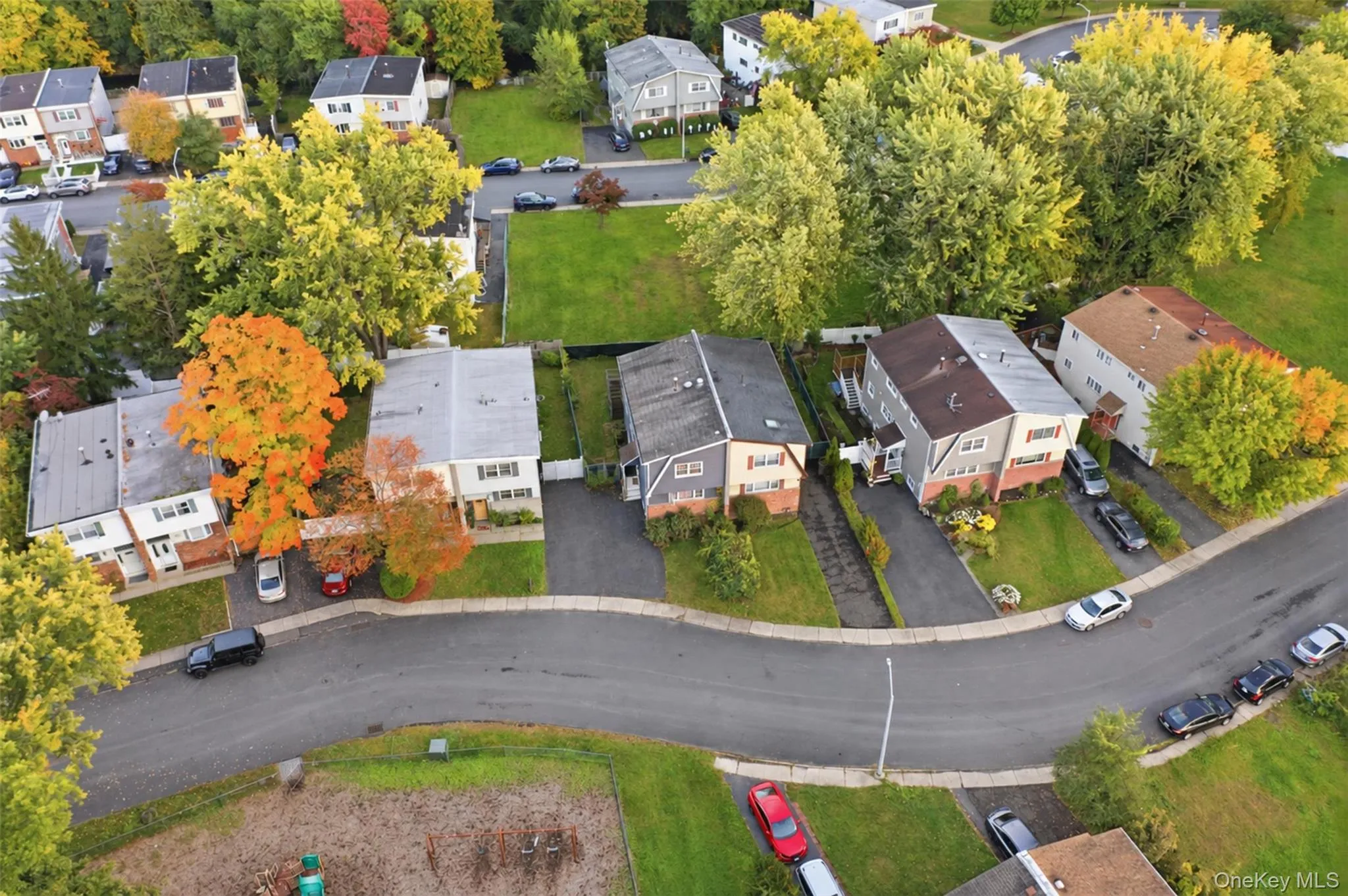 26 Temple Lane, Ramapo, NY, 3 Bedrooms Bedrooms, 8 Rooms Rooms,1 BathroomBathrooms,Residential,For Rent,Temple,0,1064004 26 Temple Lane, Ramapo, NY, 3 Bedrooms Bedrooms, 8 Rooms Rooms,1 BathroomBathrooms,Residential,For Rent,Temple,0,1064004