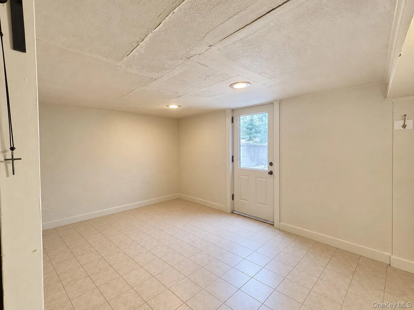 17 Kenmore Road, Hempstead, NY, 3 Bedrooms Bedrooms, 8 Rooms Rooms,2 BathroomsBathrooms,Residential,For Rent,Kenmore,0,1064007 17 Kenmore Road, Hempstead, NY, 3 Bedrooms Bedrooms, 8 Rooms Rooms,2 BathroomsBathrooms,Residential,For Rent,Kenmore,0,1064007