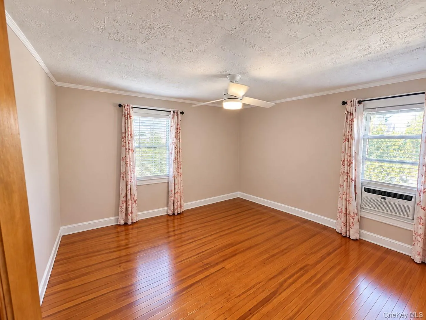 17 Kenmore Road, Hempstead, NY, 3 Bedrooms Bedrooms, 8 Rooms Rooms,2 BathroomsBathrooms,Residential,For Rent,Kenmore,0,1064007 17 Kenmore Road, Hempstead, NY, 3 Bedrooms Bedrooms, 8 Rooms Rooms,2 BathroomsBathrooms,Residential,For Rent,Kenmore,0,1064007