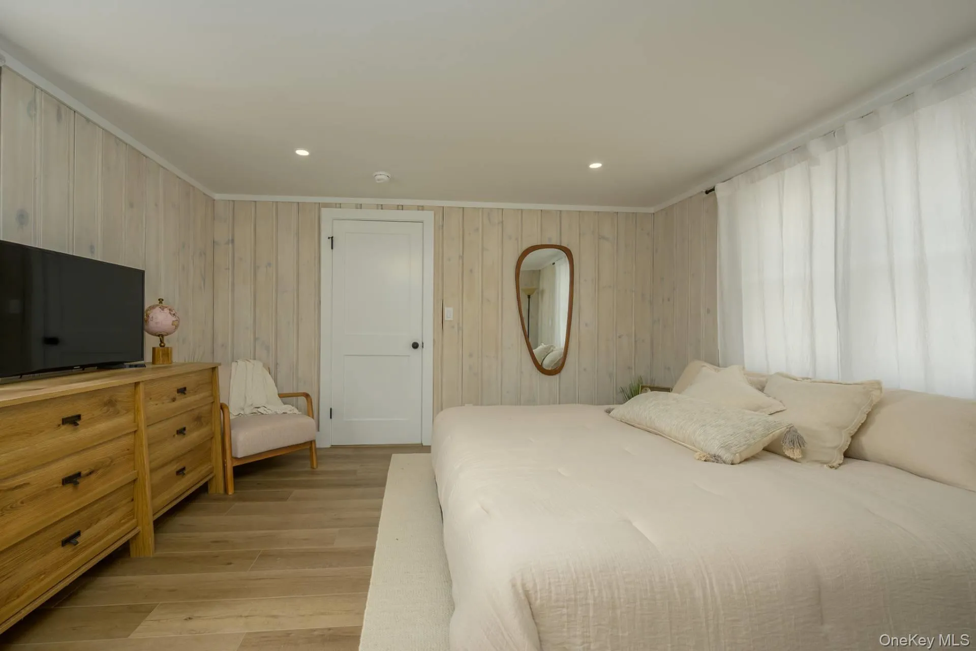 3 Oakhurst Road, Southampton, NY, 4 Bedroom Bedrooms, 6 Room Rooms,2 BathroomBathrooms,Residential Lease,For Rent,Oakhurst,0,1064010 3 Oakhurst Road, Southampton, NY, 4 Bedroom Bedrooms, 6 Room Rooms,2 BathroomBathrooms,Residential Lease,For Rent,Oakhurst,0,1064010