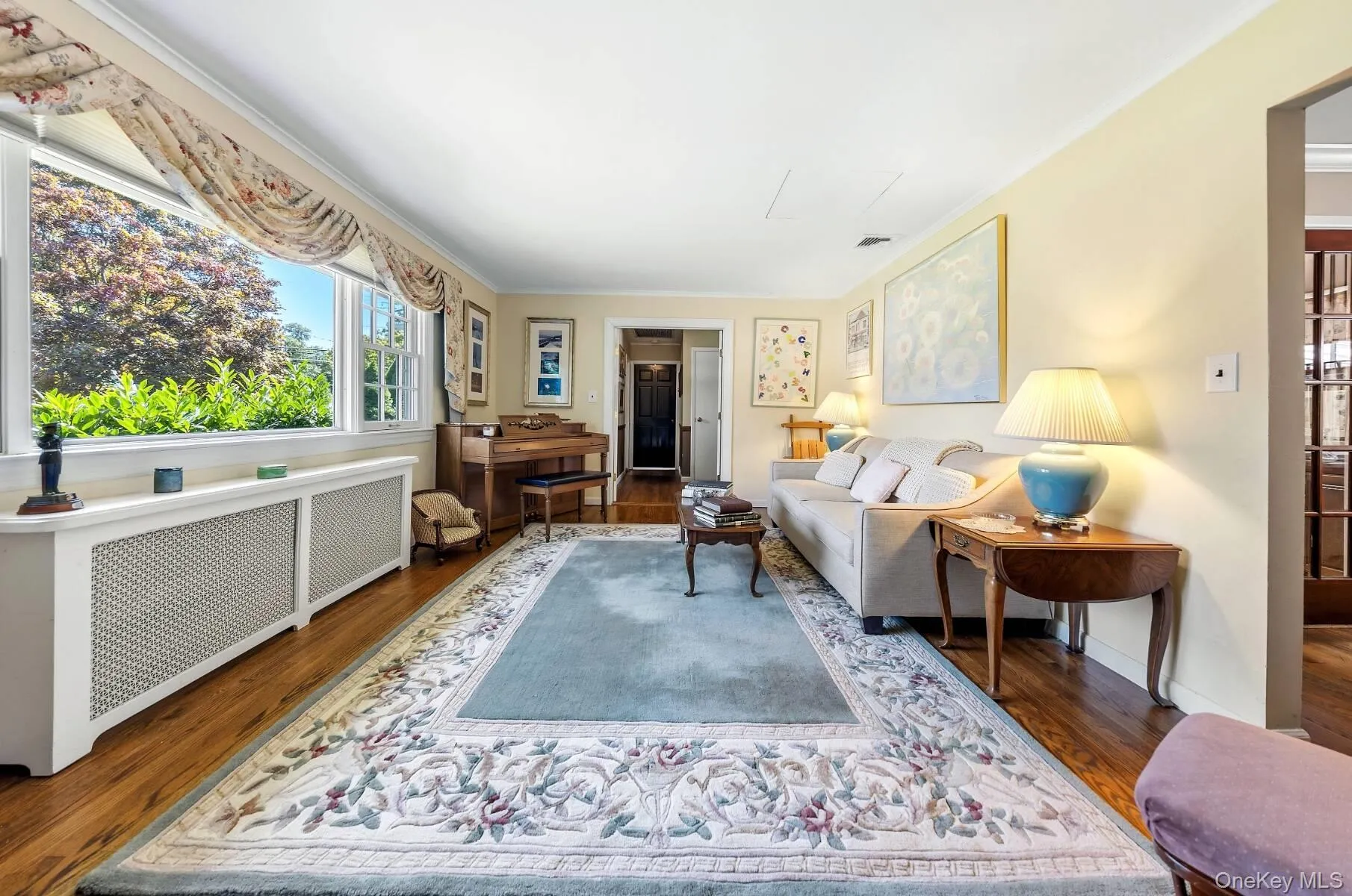 117 Montauk Highway, Southampton, New York 11977