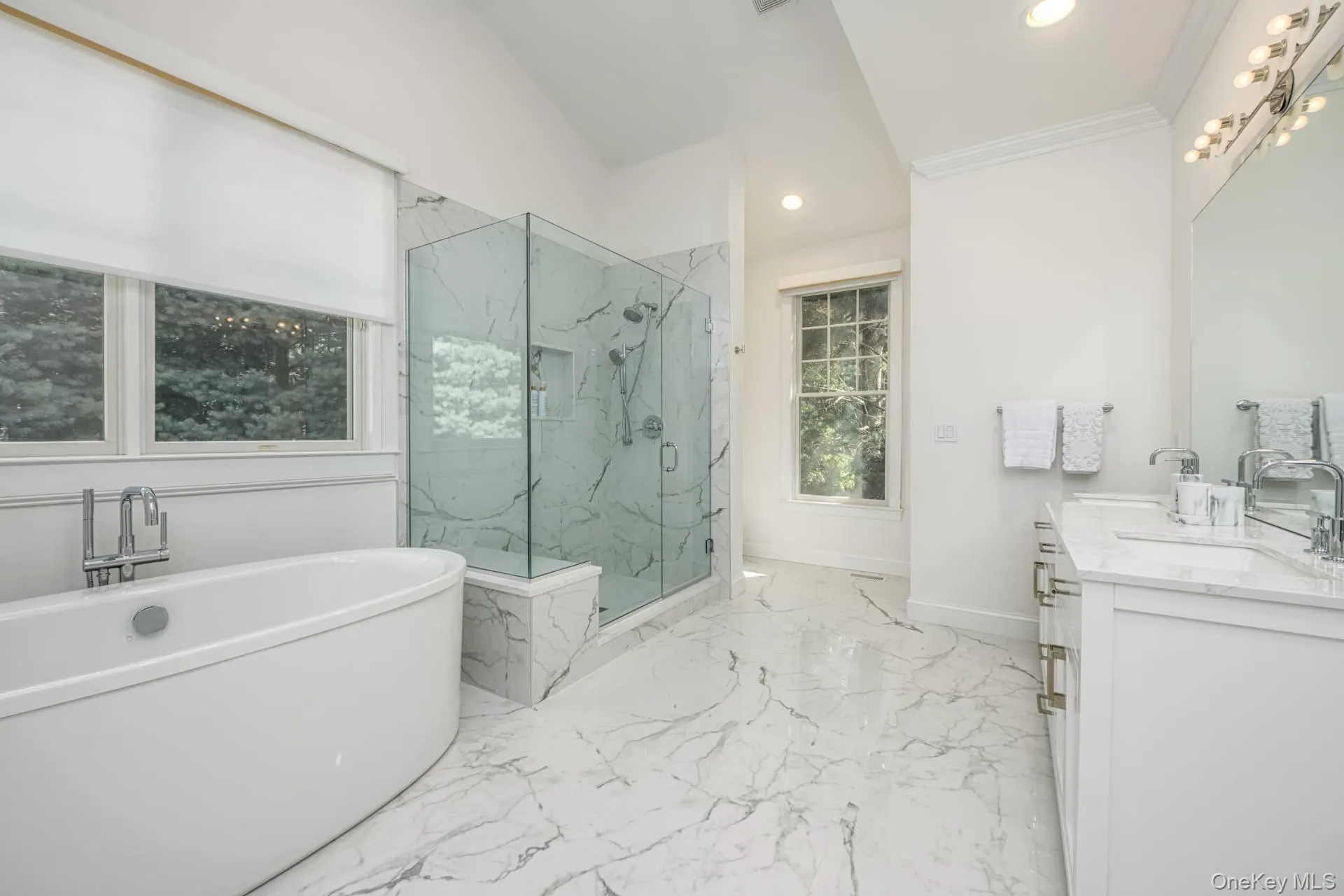 2520 Deerfield Road, Southampton, New York 11963