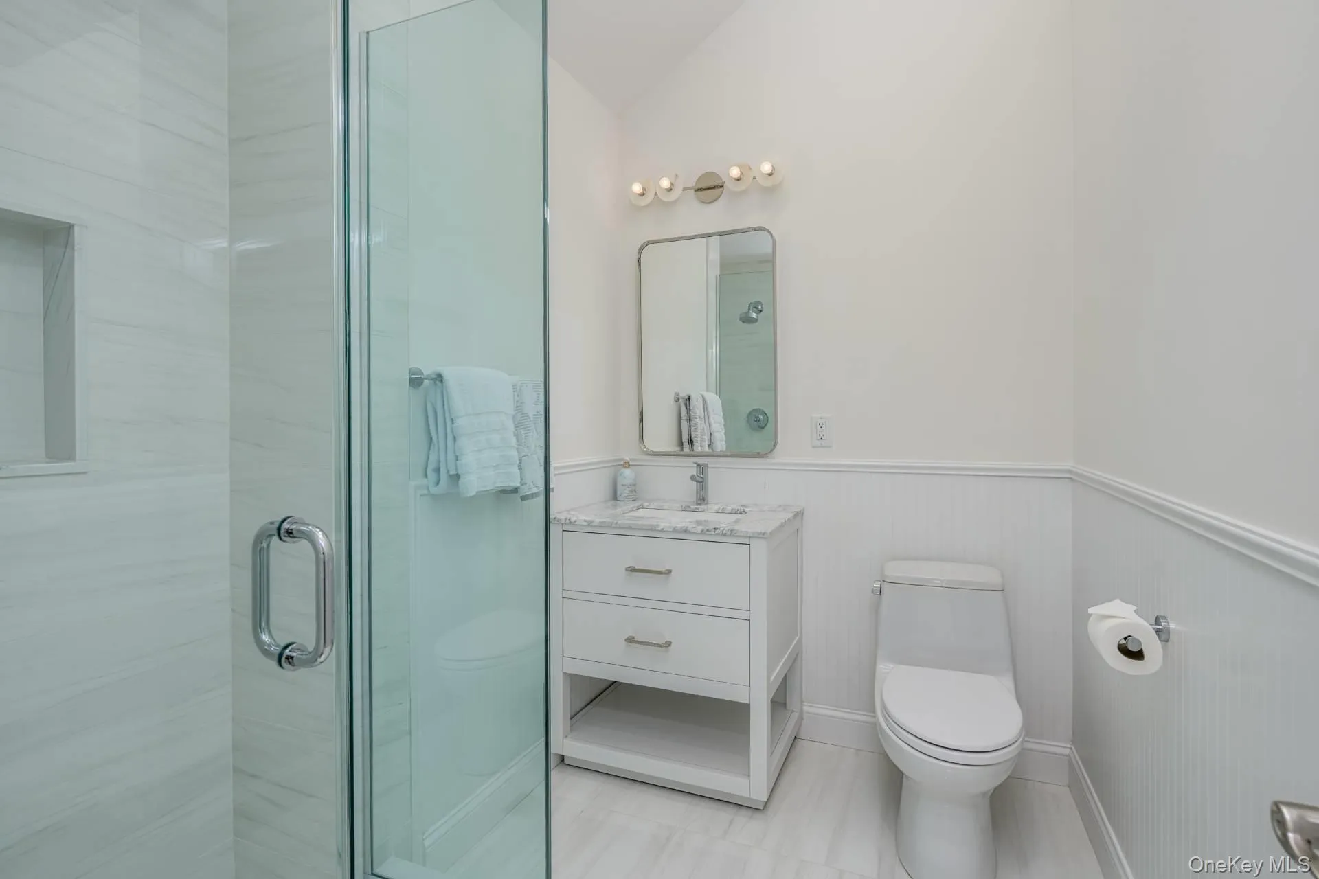 2520 Deerfield Road, Southampton, New York 11963