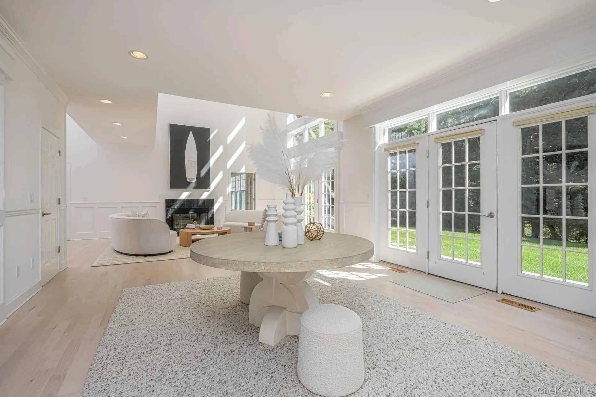 2520 Deerfield Road, Southampton, New York 11963