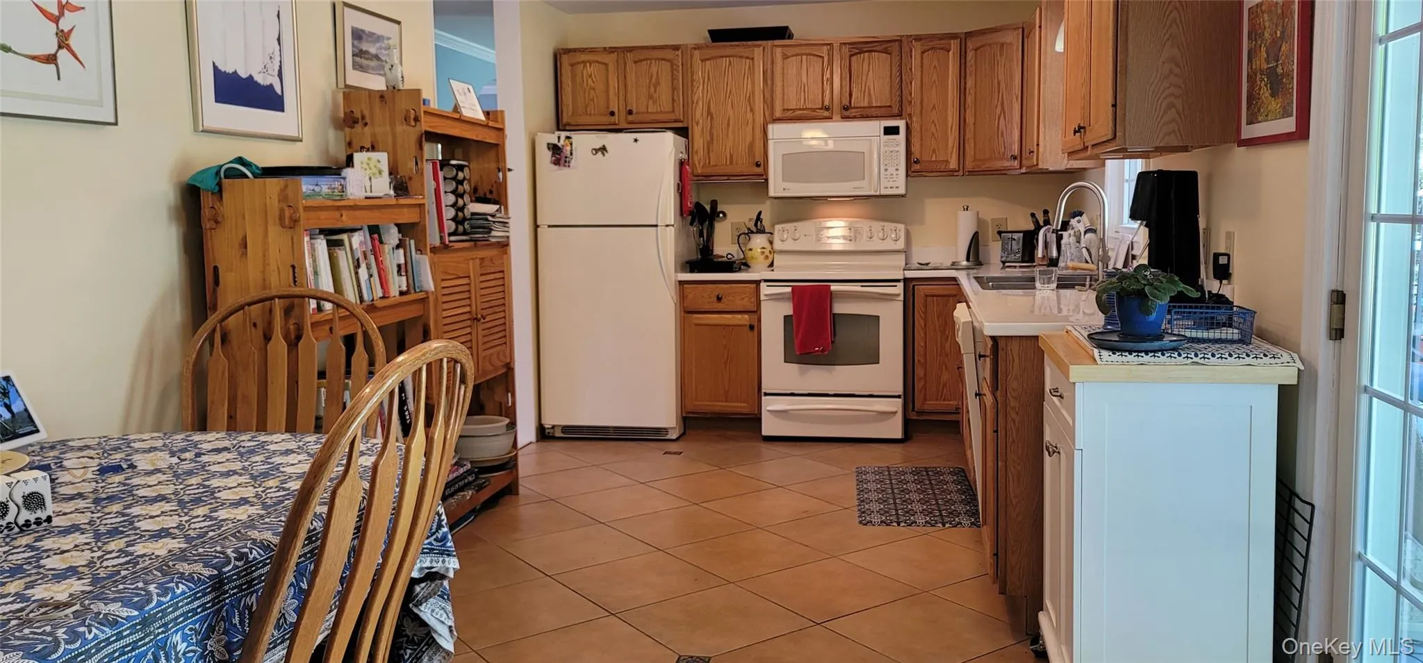 23 Violet Place, Rhinebeck, NY, 3 Bedrooms Bedrooms, 7 Rooms Rooms,2 BathroomsBathrooms,Residential Lease,For Rent,Violet,0,1064031 23 Violet Place, Rhinebeck, NY, 3 Bedrooms Bedrooms, 7 Rooms Rooms,2 BathroomsBathrooms,Residential Lease,For Rent,Violet,0,1064031