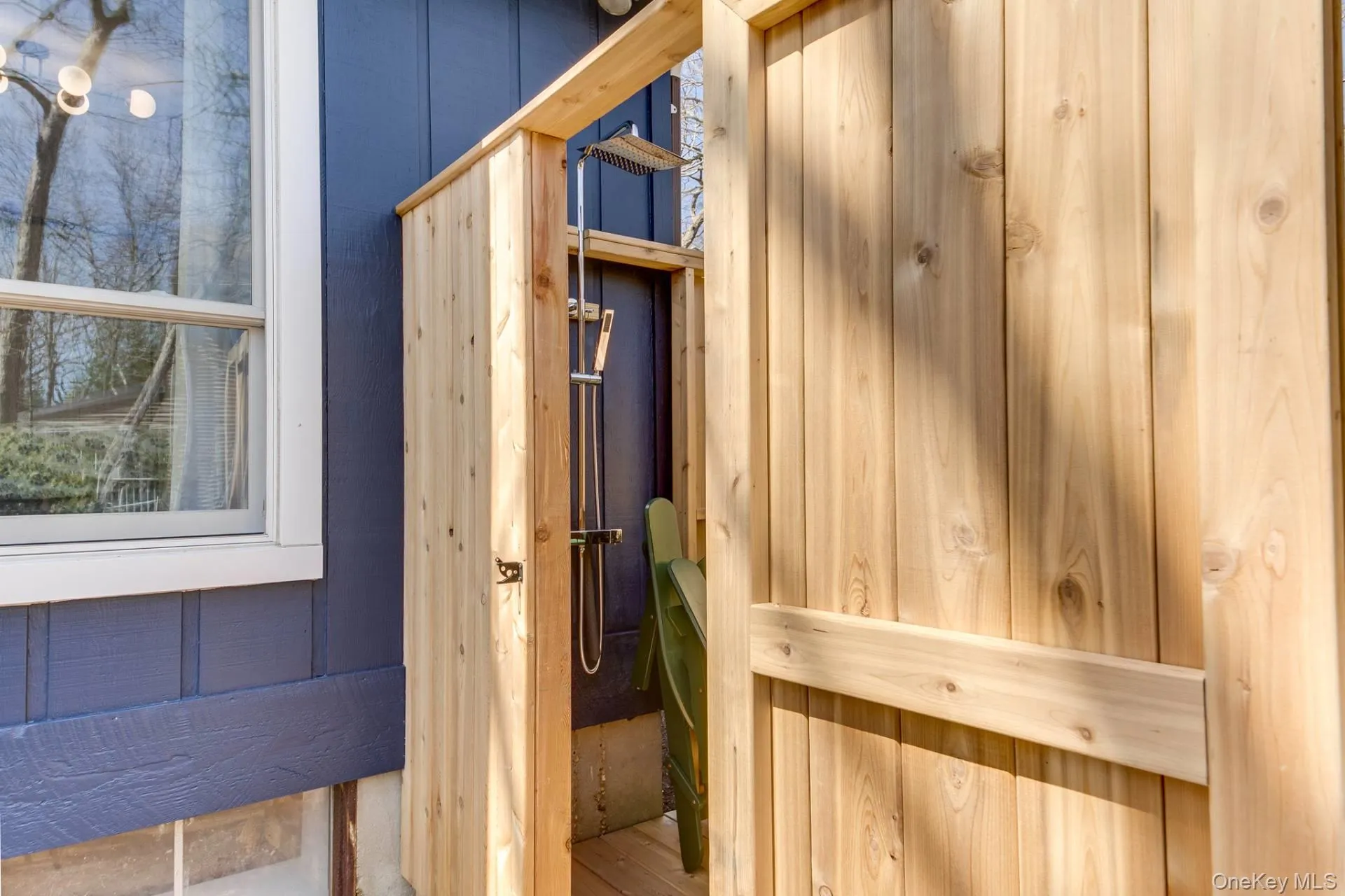 87 Church Lane, East Hampton, NY, 3 Bedrooms Bedrooms, 6 Rooms Rooms,2 BathroomsBathrooms,Residential Lease,For Rent,Church,0,1064034 87 Church Lane, East Hampton, NY, 3 Bedrooms Bedrooms, 6 Rooms Rooms,2 BathroomsBathrooms,Residential Lease,For Rent,Church,0,1064034