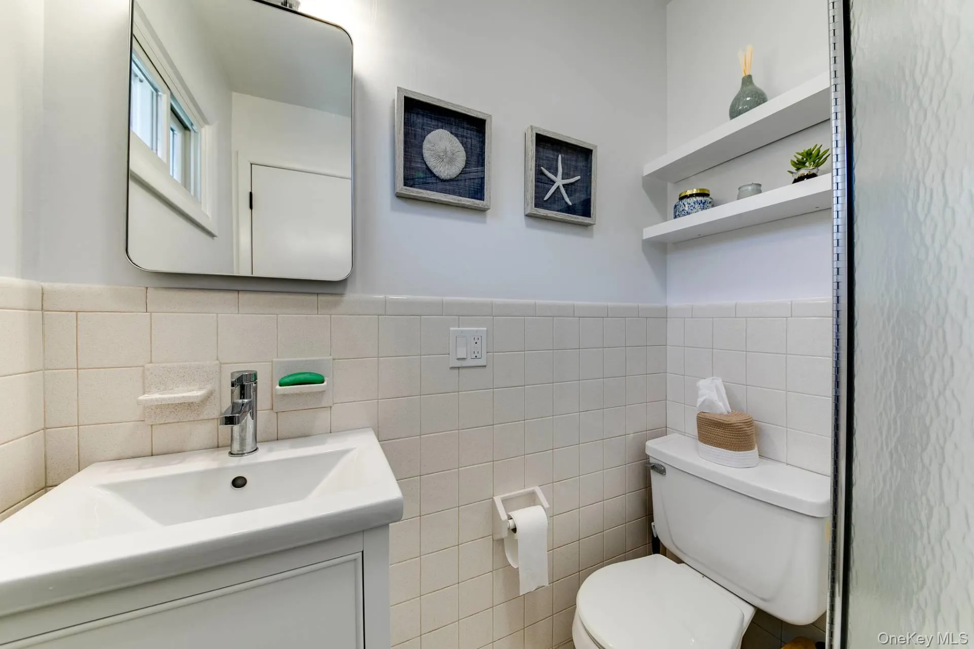 87 Church Lane, East Hampton, NY, 3 Bedrooms Bedrooms, 6 Rooms Rooms,2 BathroomsBathrooms,Residential Lease,For Rent,Church,0,1064034 87 Church Lane, East Hampton, NY, 3 Bedrooms Bedrooms, 6 Rooms Rooms,2 BathroomsBathrooms,Residential Lease,For Rent,Church,0,1064034