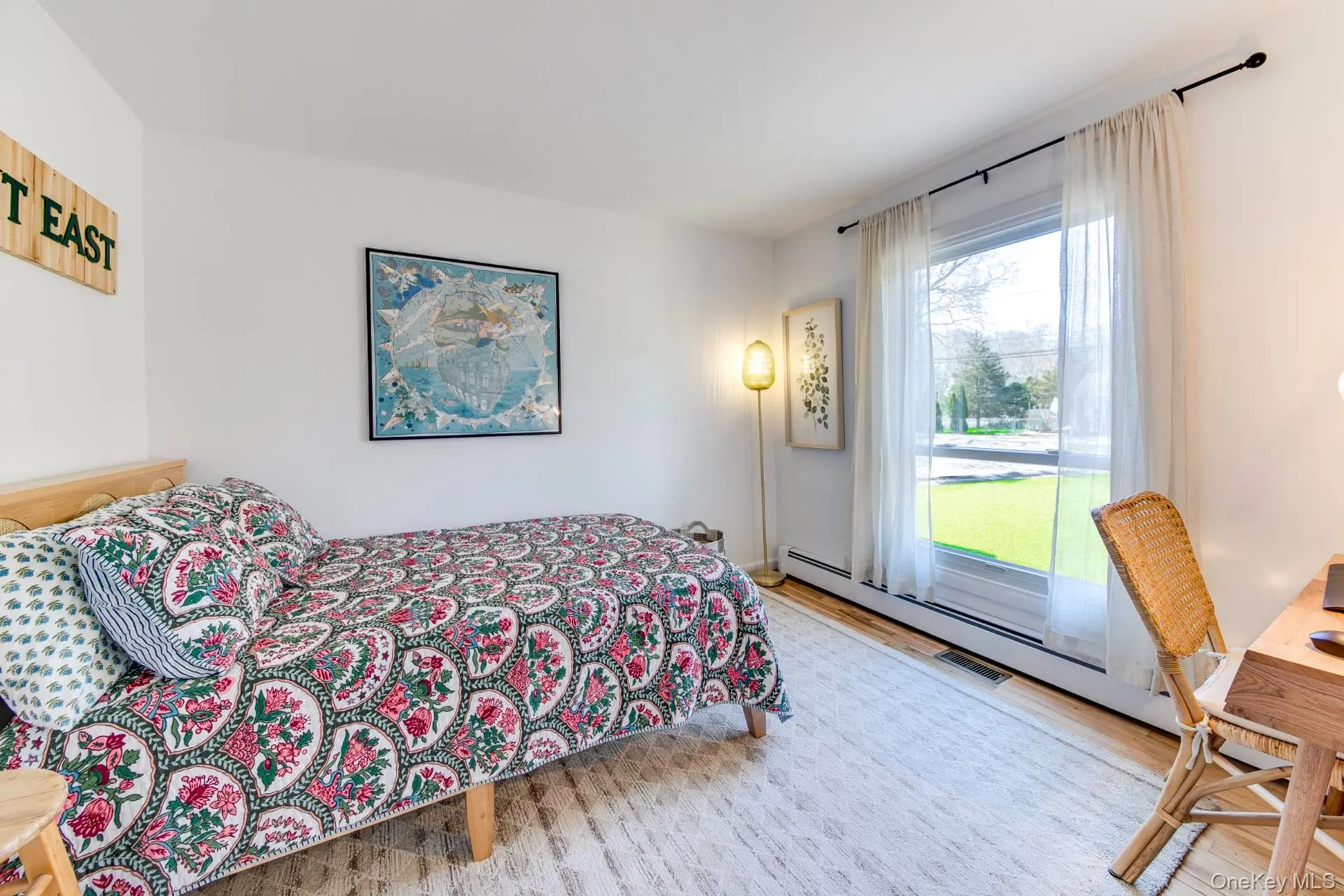 87 Church Lane, East Hampton, NY, 3 Bedrooms Bedrooms, 6 Rooms Rooms,2 BathroomsBathrooms,Residential Lease,For Rent,Church,0,1064034 87 Church Lane, East Hampton, NY, 3 Bedrooms Bedrooms, 6 Rooms Rooms,2 BathroomsBathrooms,Residential Lease,For Rent,Church,0,1064034