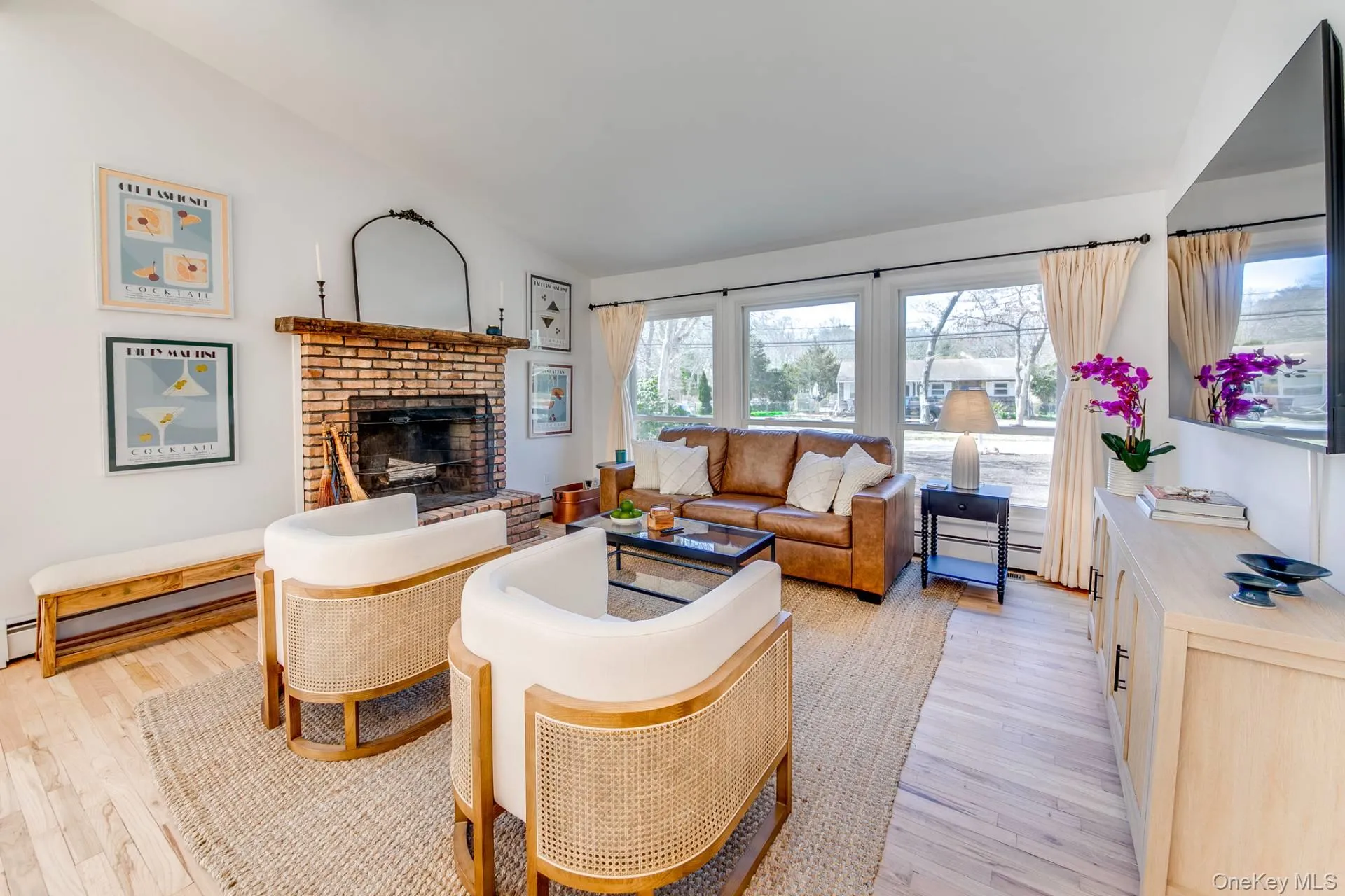 87 Church Lane, East Hampton, NY, 3 Bedrooms Bedrooms, 6 Rooms Rooms,2 BathroomsBathrooms,Residential Lease,For Rent,Church,0,1064034 87 Church Lane, East Hampton, NY, 3 Bedrooms Bedrooms, 6 Rooms Rooms,2 BathroomsBathrooms,Residential Lease,For Rent,Church,0,1064034