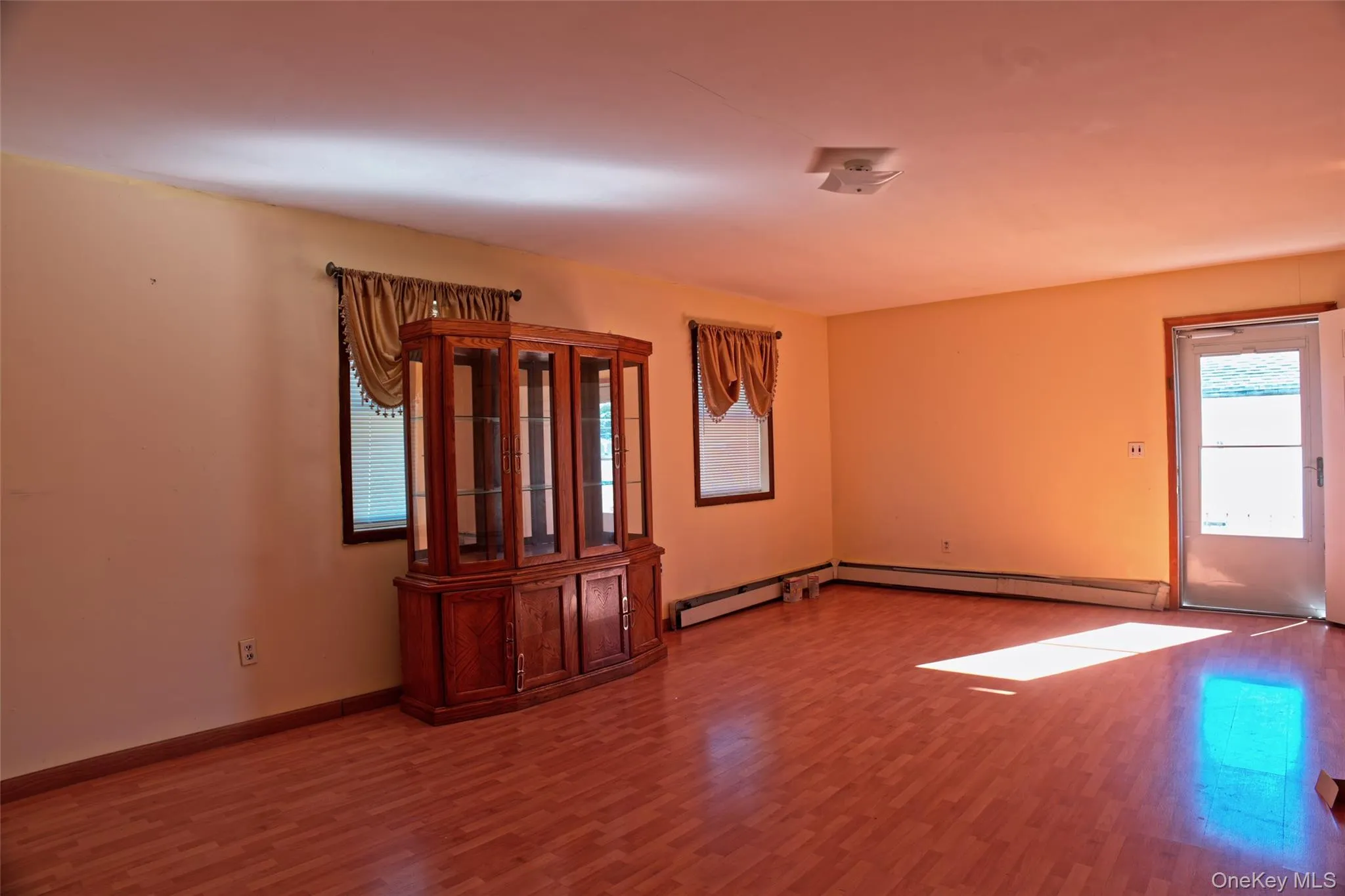 1095 Pinbrook Ct, Hempstead, NY, 5 Bedroom Bedrooms, 10 Room Rooms,2 BathroomBathrooms,Residential Lease,For Rent,Pinbrook Ct,0,1064037 1095 Pinbrook Ct, Hempstead, NY, 5 Bedroom Bedrooms, 10 Room Rooms,2 BathroomBathrooms,Residential Lease,For Rent,Pinbrook Ct,0,1064037