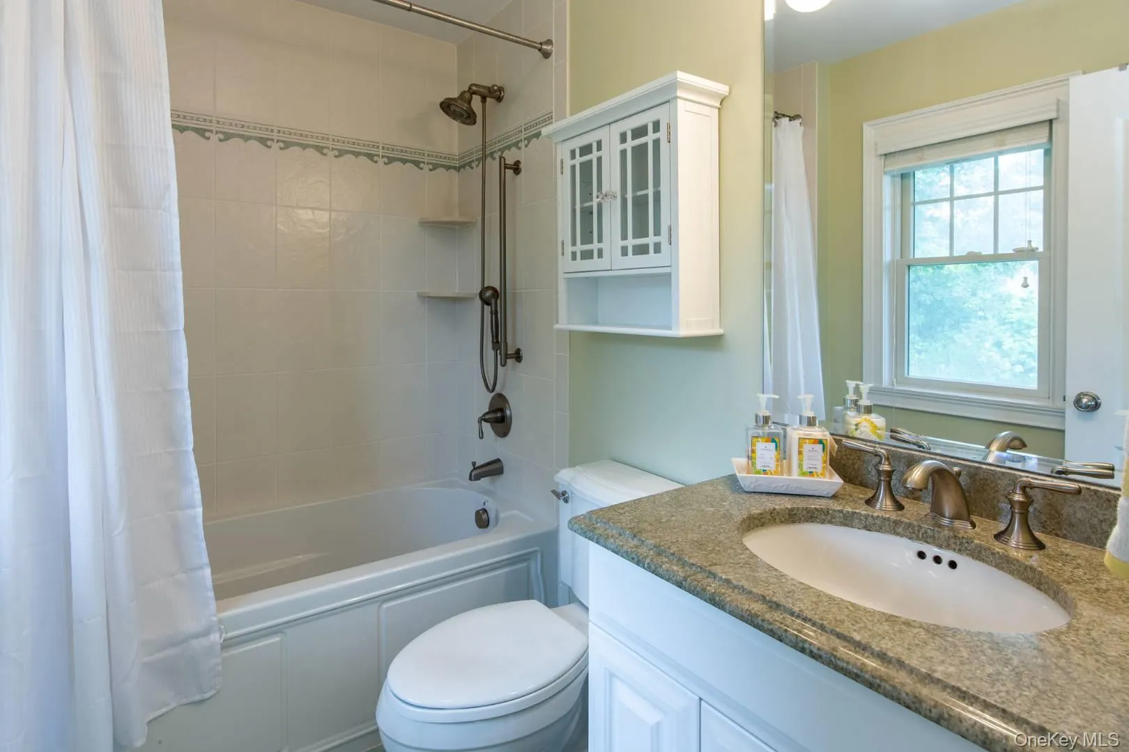 104 Bryan Road, East Hampton, New York 11954