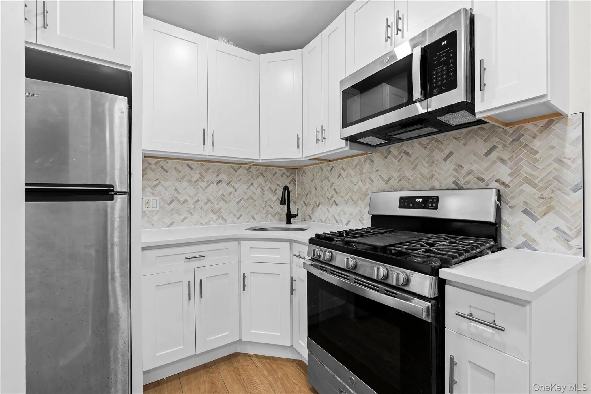 1169 Greene Avenue, New York, NY, 2 Bedrooms Bedrooms, 4 Rooms Rooms,1 BathroomBathrooms,Residential Lease,For Rent,Greene,0,1064051 1169 Greene Avenue, New York, NY, 2 Bedrooms Bedrooms, 4 Rooms Rooms,1 BathroomBathrooms,Residential Lease,For Rent,Greene,0,1064051