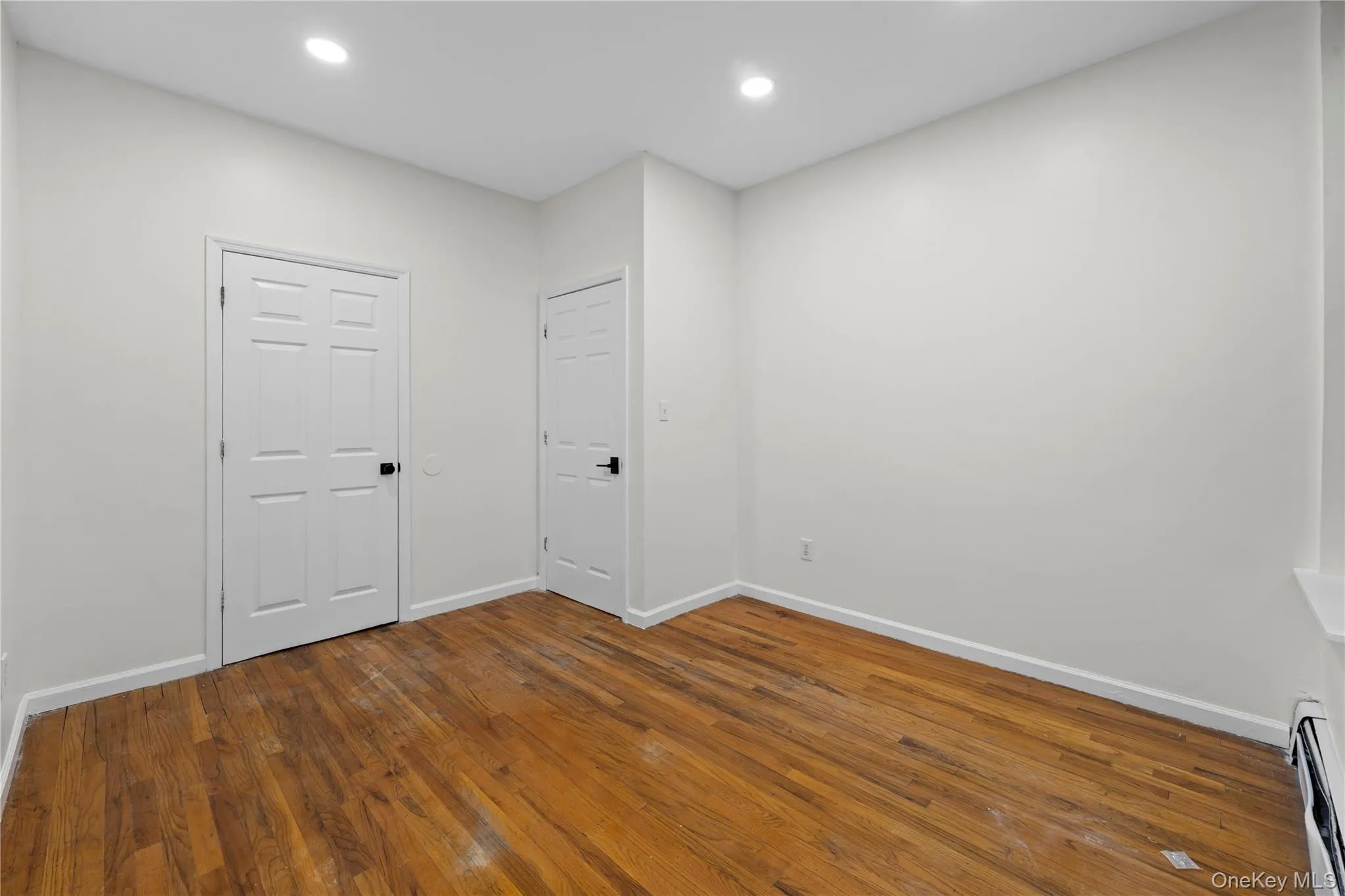1169 Greene Avenue, New York, NY, 2 Bedrooms Bedrooms, 4 Rooms Rooms,1 BathroomBathrooms,Residential Lease,For Rent,Greene,0,1064051 1169 Greene Avenue, New York, NY, 2 Bedrooms Bedrooms, 4 Rooms Rooms,1 BathroomBathrooms,Residential Lease,For Rent,Greene,0,1064051