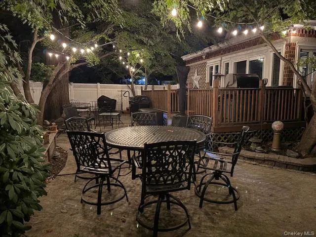 21215 33rd Avenue, New York, NY, 3 Bedrooms Bedrooms, 8 Rooms Rooms,3 BathroomsBathrooms,Residential,For Rent,33rd,0,1064053 21215 33rd Avenue, New York, NY, 3 Bedrooms Bedrooms, 8 Rooms Rooms,3 BathroomsBathrooms,Residential,For Rent,33rd,0,1064053