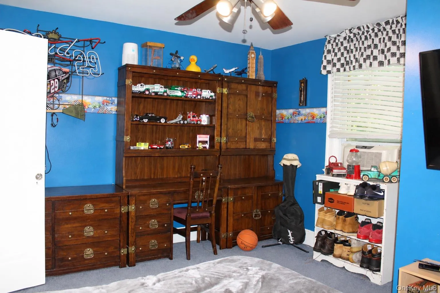 21215 33rd Avenue, New York, NY, 3 Bedrooms Bedrooms, 8 Rooms Rooms,3 BathroomsBathrooms,Residential,For Rent,33rd,0,1064053 21215 33rd Avenue, New York, NY, 3 Bedrooms Bedrooms, 8 Rooms Rooms,3 BathroomsBathrooms,Residential,For Rent,33rd,0,1064053