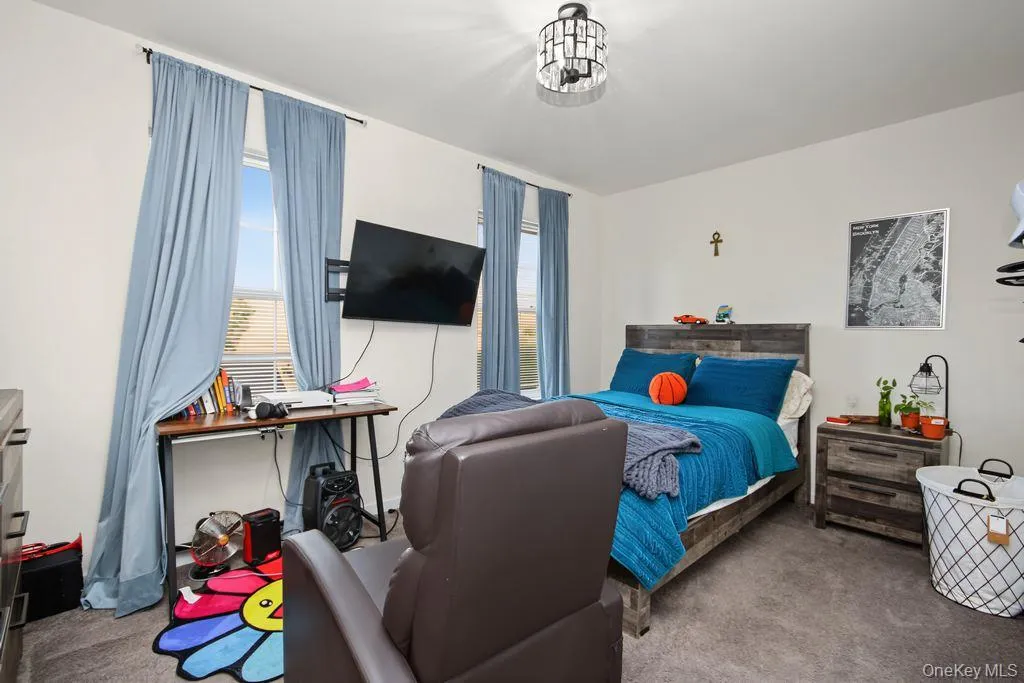 3 Chester Street, Thompson, NY, 4 Bedrooms Bedrooms, 7 Rooms Rooms,2 BathroomsBathrooms,Residential,For Rent,Chester,0,1064055 3 Chester Street, Thompson, NY, 4 Bedrooms Bedrooms, 7 Rooms Rooms,2 BathroomsBathrooms,Residential,For Rent,Chester,0,1064055