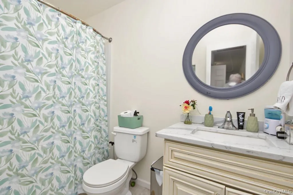 3 Chester Street, Thompson, NY, 4 Bedrooms Bedrooms, 7 Rooms Rooms,2 BathroomsBathrooms,Residential,For Rent,Chester,0,1064055 3 Chester Street, Thompson, NY, 4 Bedrooms Bedrooms, 7 Rooms Rooms,2 BathroomsBathrooms,Residential,For Rent,Chester,0,1064055