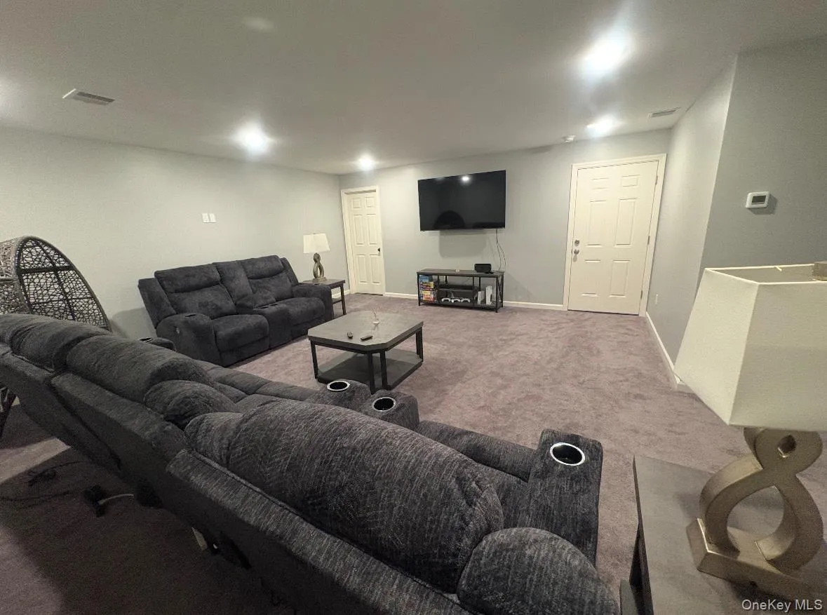 83 Anthony Street, Middletown, NY, 3 Bedrooms Bedrooms, 7 Rooms Rooms,2 BathroomsBathrooms,Residential,For Rent,Anthony,0,1064064 83 Anthony Street, Middletown, NY, 3 Bedrooms Bedrooms, 7 Rooms Rooms,2 BathroomsBathrooms,Residential,For Rent,Anthony,0,1064064