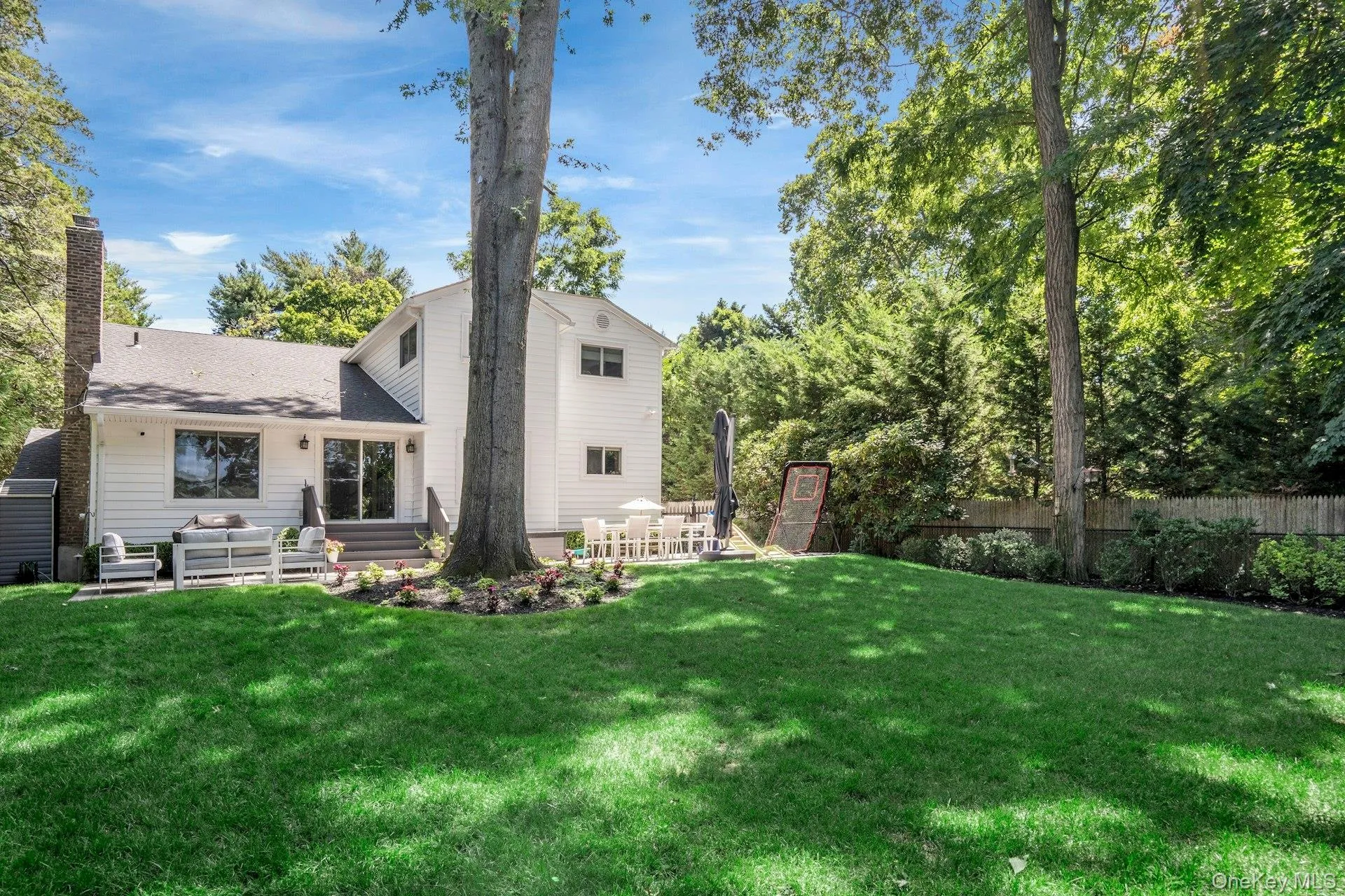 18 Hampton Road, North Hempstead, NY, 5 Bedrooms Bedrooms, 15 Rooms Rooms,3 BathroomsBathrooms,Residential,For Rent,Hampton,0,1064065 18 Hampton Road, North Hempstead, NY, 5 Bedrooms Bedrooms, 15 Rooms Rooms,3 BathroomsBathrooms,Residential,For Rent,Hampton,0,1064065