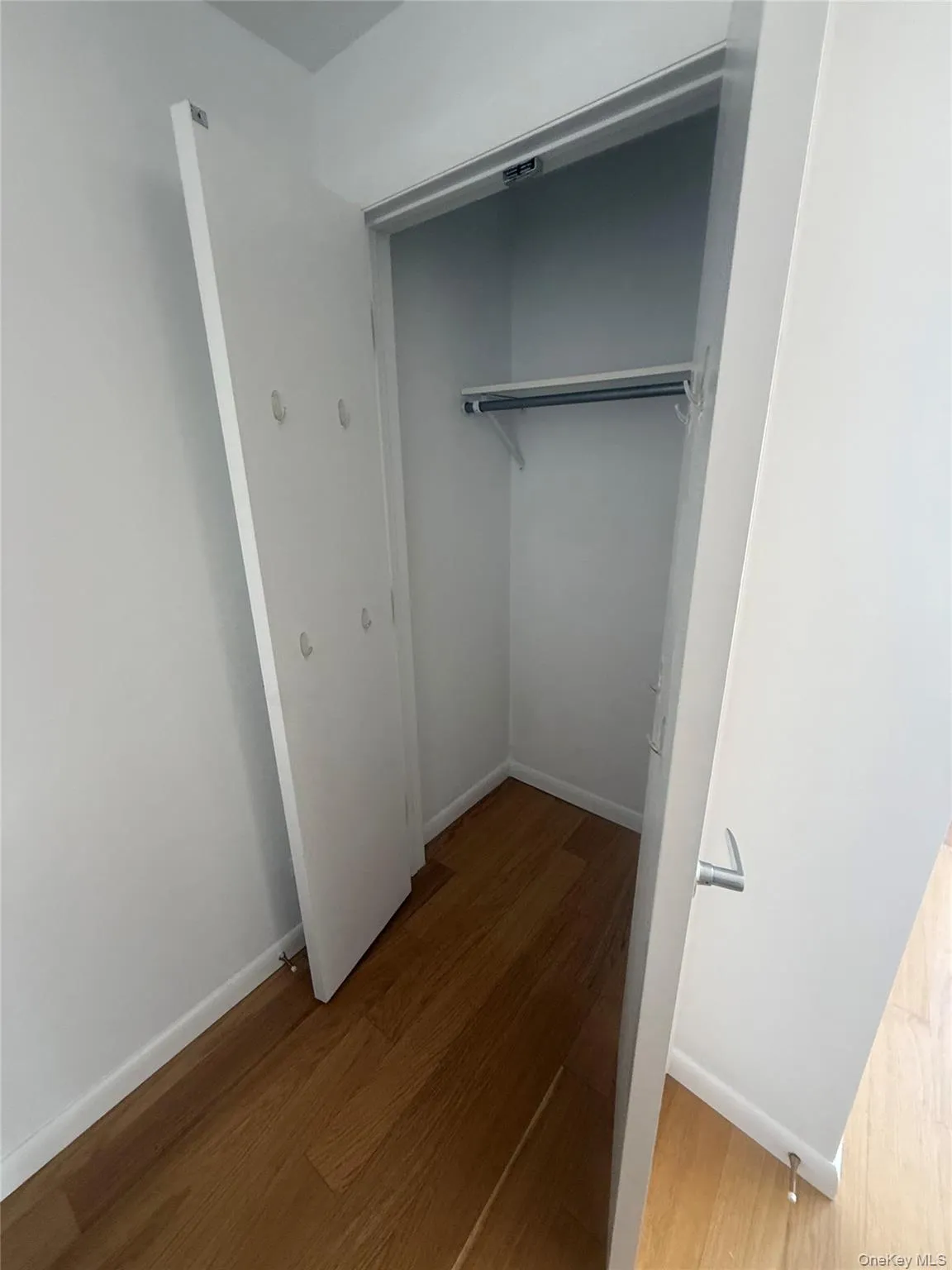 402 118th Street, New York, NY, 3 Bedroom Bedrooms, 5 Room Rooms,1 BathroomBathrooms,Residential Lease,For Rent,118th,0,1064069 402 118th Street, New York, NY, 3 Bedroom Bedrooms, 5 Room Rooms,1 BathroomBathrooms,Residential Lease,For Rent,118th,0,1064069