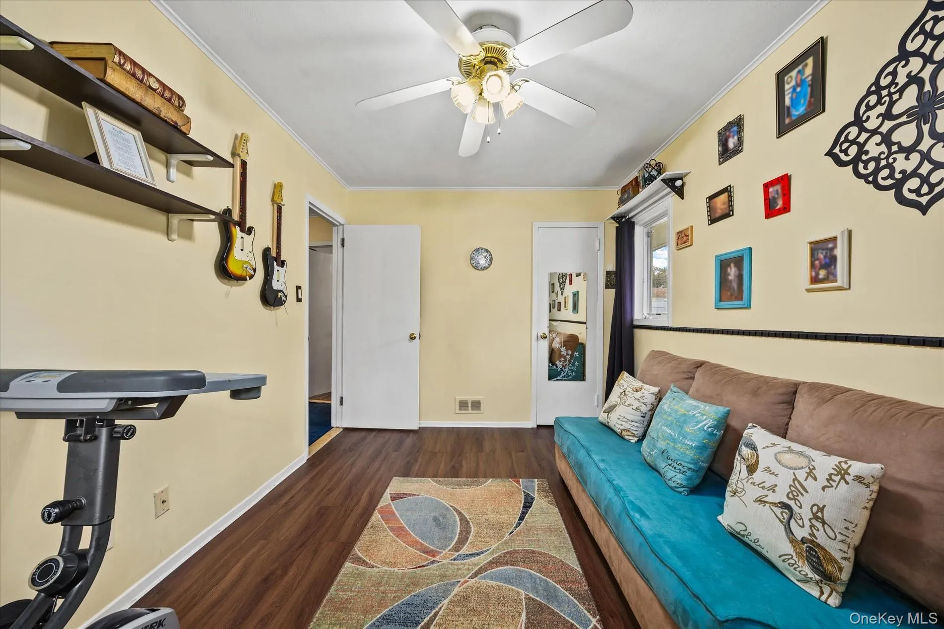 18 Washington Street, Oyster Bay, NY, 3 Bedrooms Bedrooms, 6 Rooms Rooms,1 BathroomBathrooms,Residential,For Rent,Washington,0,1064079 18 Washington Street, Oyster Bay, NY, 3 Bedrooms Bedrooms, 6 Rooms Rooms,1 BathroomBathrooms,Residential,For Rent,Washington,0,1064079