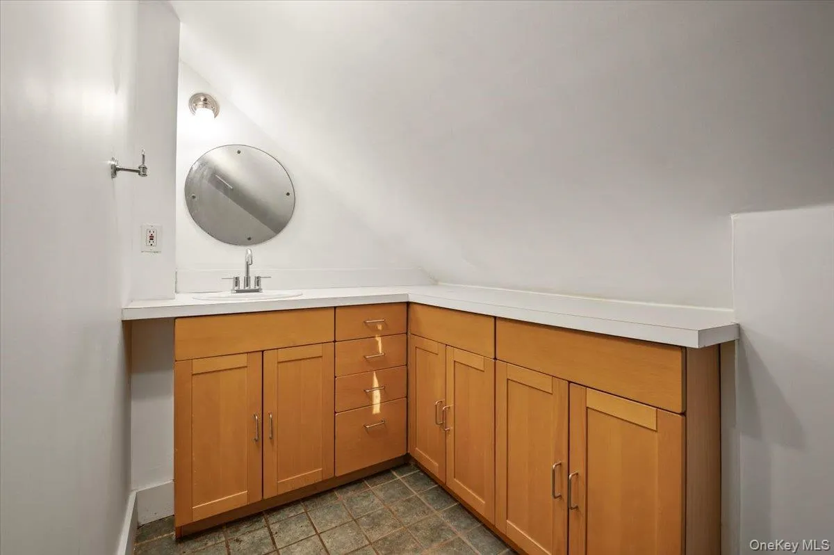 196 Melville Road, Oyster Bay, NY, 3 Bedrooms Bedrooms, 9 Rooms Rooms,2 BathroomsBathrooms,Residential Lease,For Rent,Melville,0,1064087 196 Melville Road, Oyster Bay, NY, 3 Bedrooms Bedrooms, 9 Rooms Rooms,2 BathroomsBathrooms,Residential Lease,For Rent,Melville,0,1064087