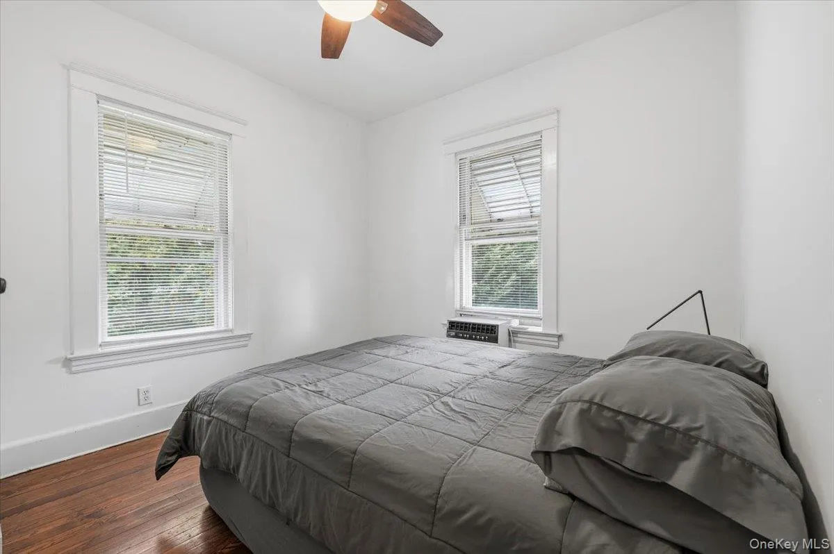 196 Melville Road, Oyster Bay, NY, 3 Bedrooms Bedrooms, 9 Rooms Rooms,2 BathroomsBathrooms,Residential Lease,For Rent,Melville,0,1064087 196 Melville Road, Oyster Bay, NY, 3 Bedrooms Bedrooms, 9 Rooms Rooms,2 BathroomsBathrooms,Residential Lease,For Rent,Melville,0,1064087