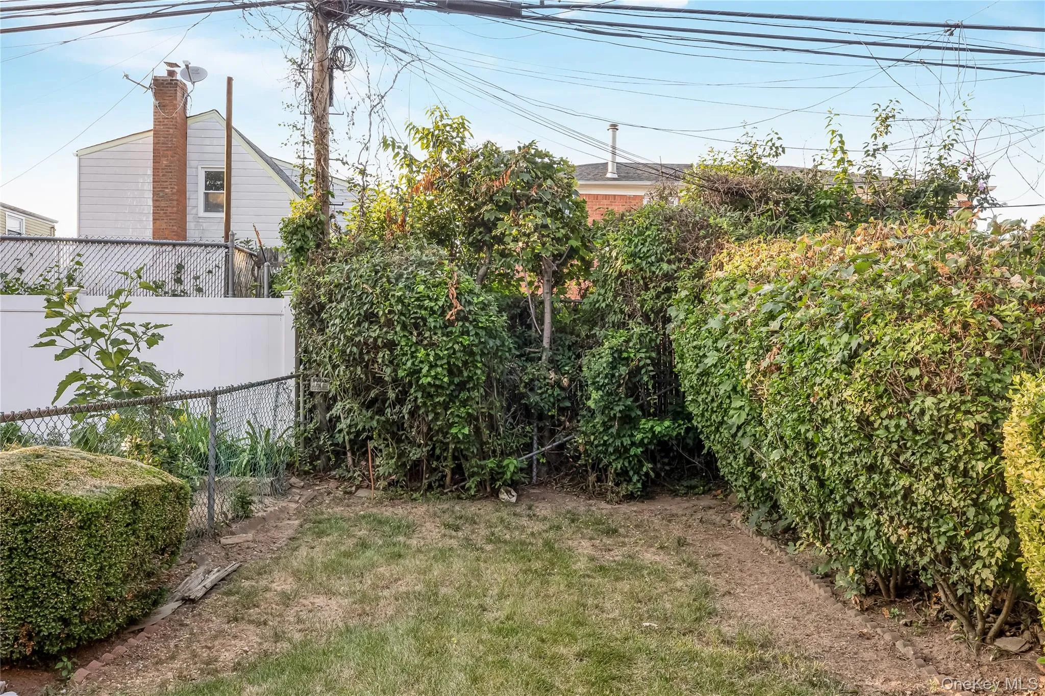 22533 Murdock Avenue, New York, NY, 3 Bedrooms Bedrooms, 7 Rooms Rooms,2 BathroomsBathrooms,Residential,For Rent,Murdock,0,1064092 22533 Murdock Avenue, New York, NY, 3 Bedrooms Bedrooms, 7 Rooms Rooms,2 BathroomsBathrooms,Residential,For Rent,Murdock,0,1064092